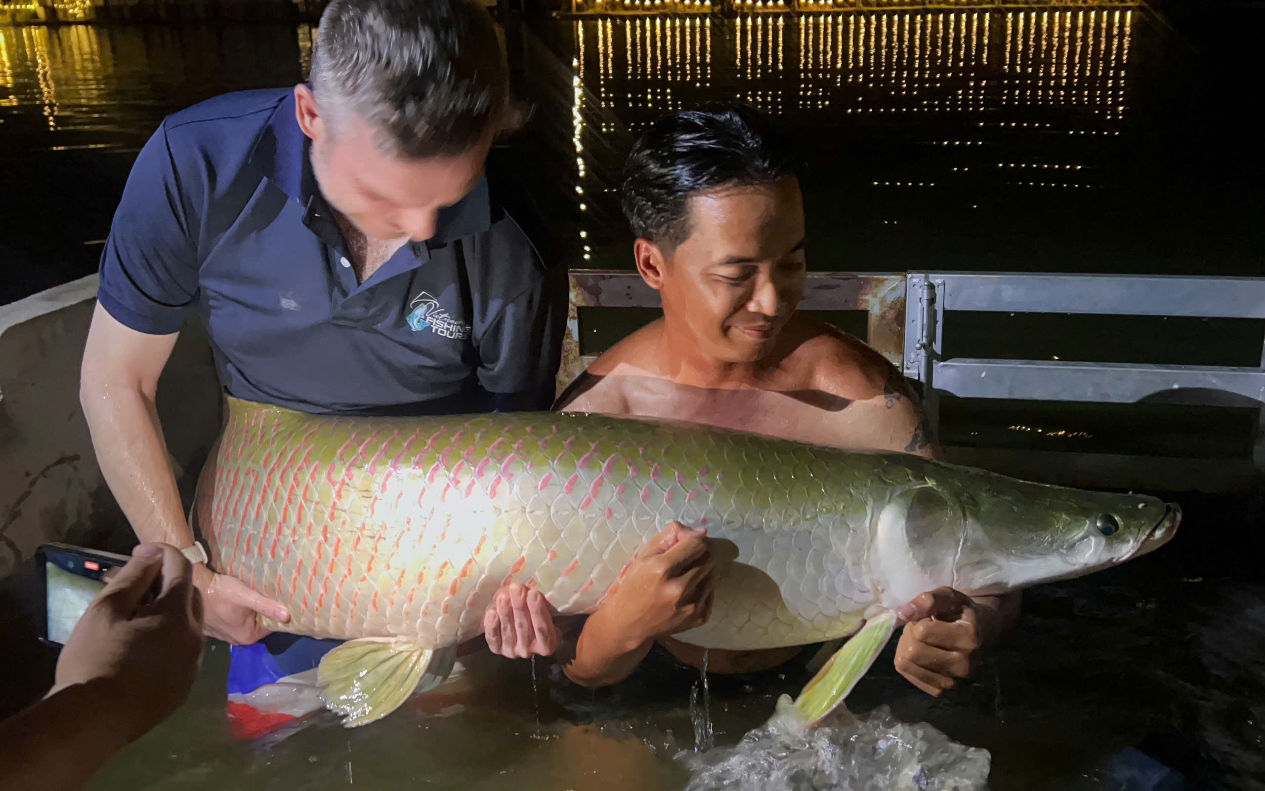 胡志明市巨型怪物釣魚私人一日遊
