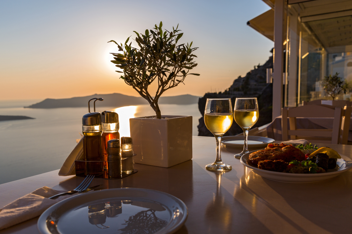 Santorini Walk, Drink, Eat Sunset Adventure Tour