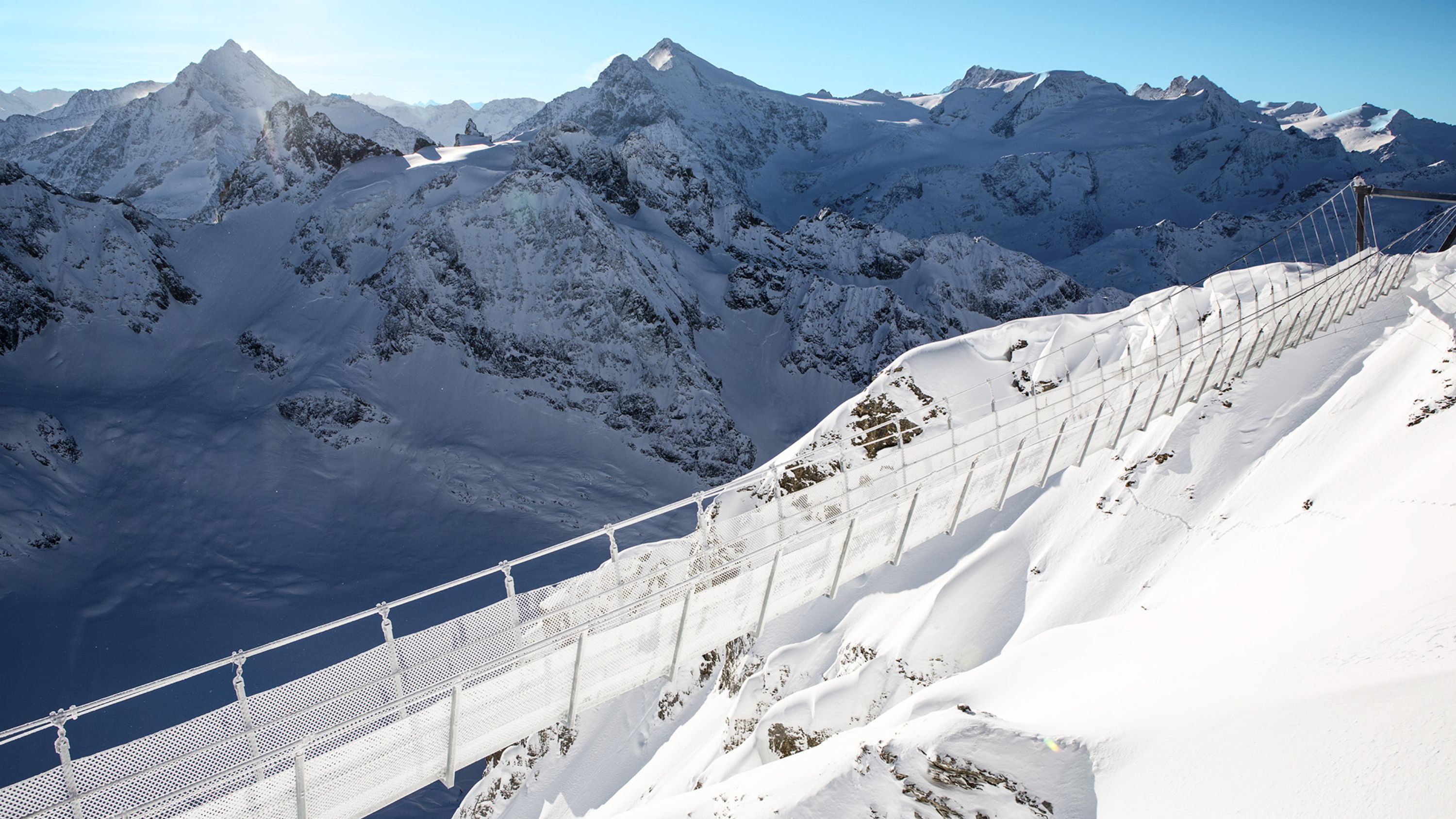 從蘇黎世出發的鐵力士峰（Mount Titlis）和冰川飛渡椅纜車（Ice Flyer）之旅