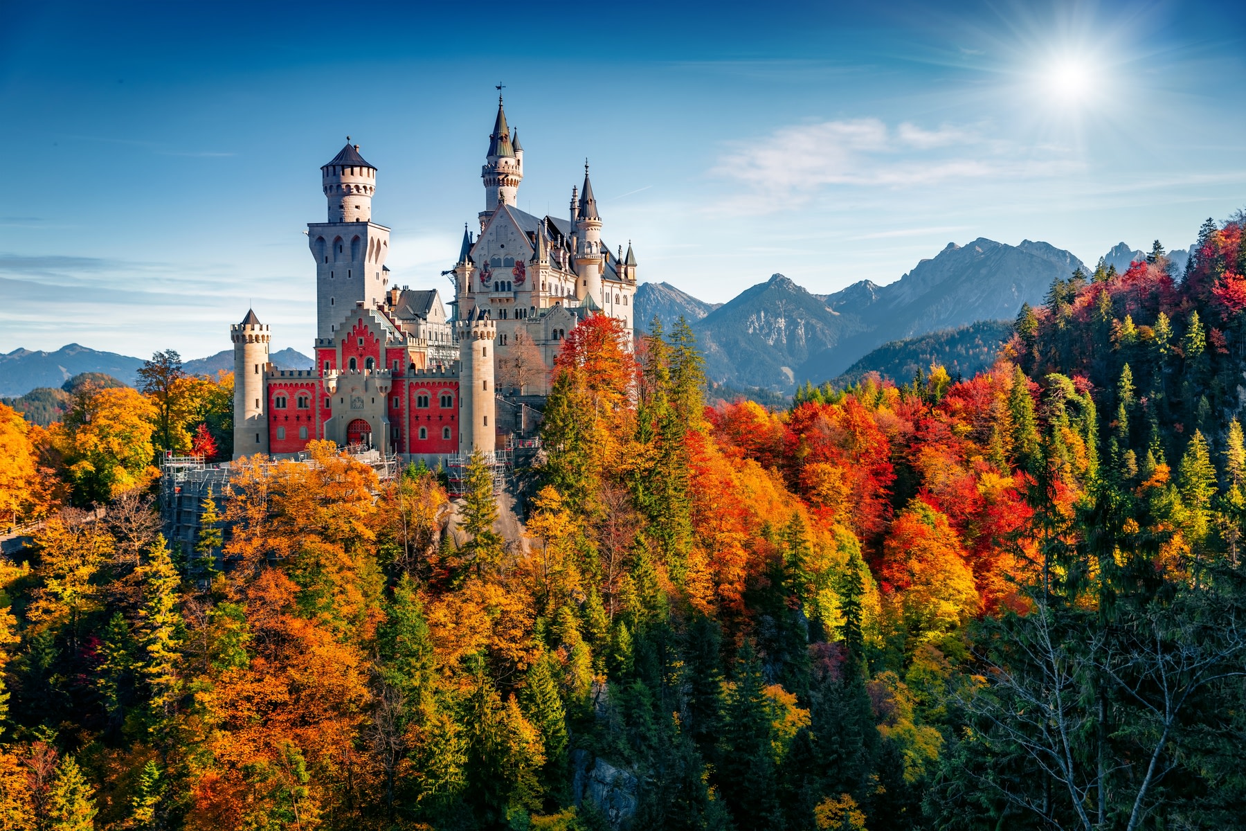 From Munich: Private Day Trip to Neuschwanstein & Linderhof Castles