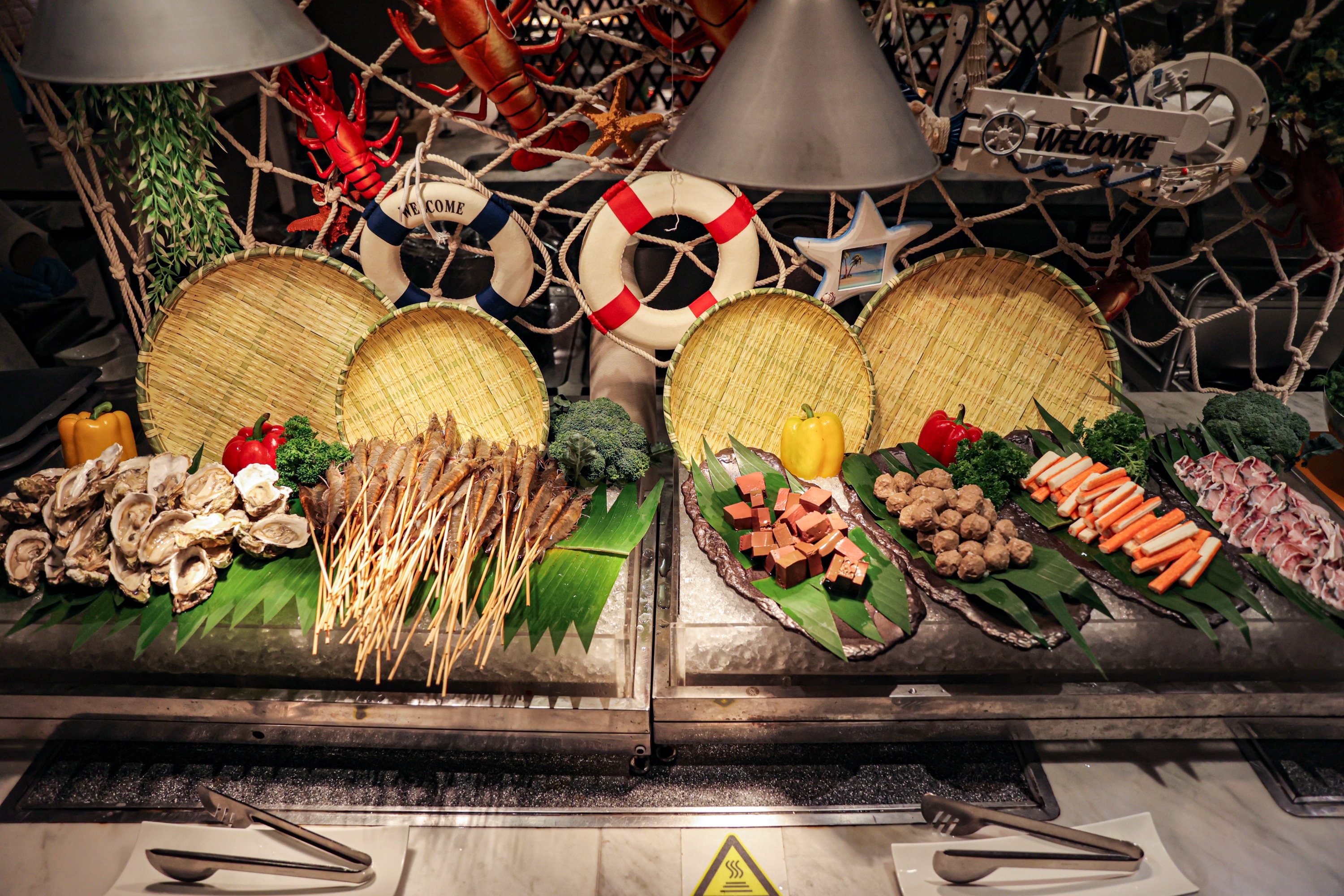Buffet dinner