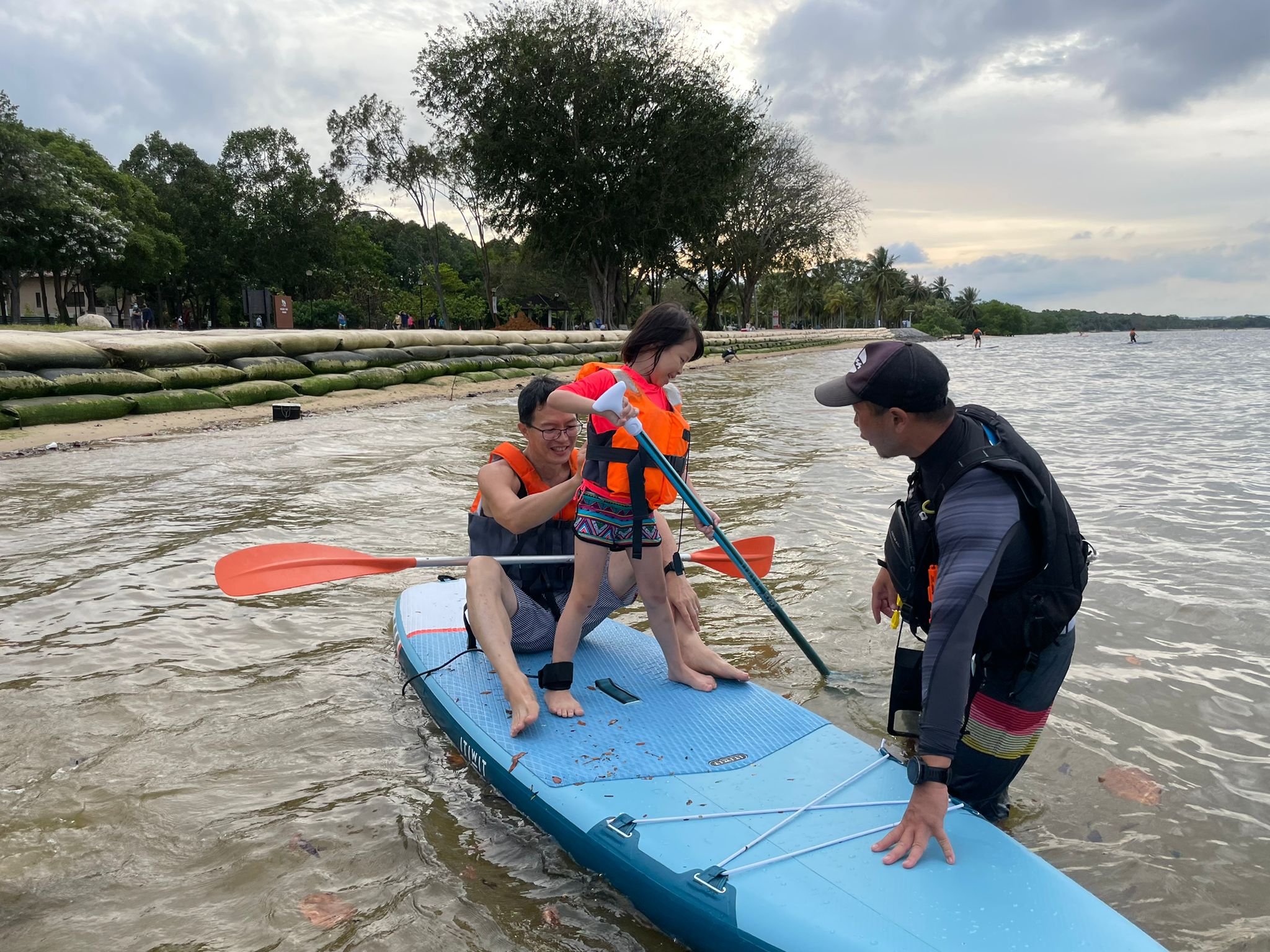 Standup Paddle Experience in Singapore