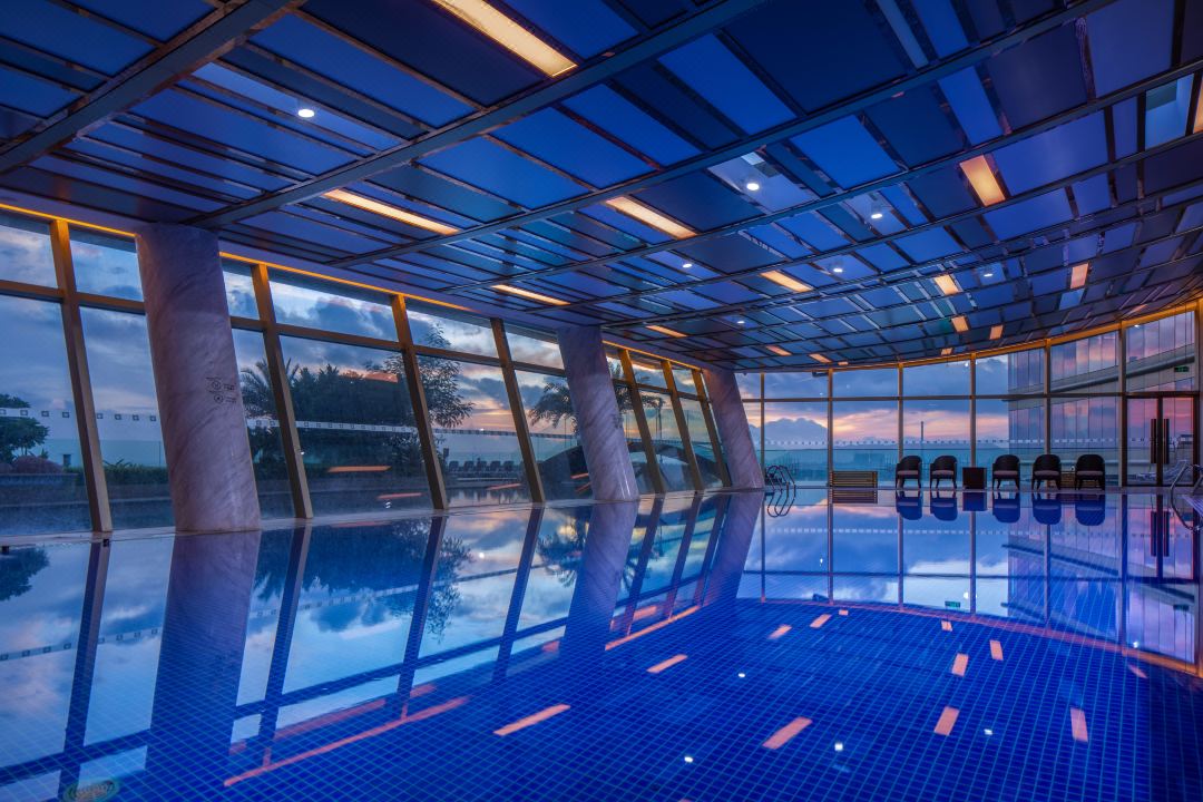 Indoor swimming pool