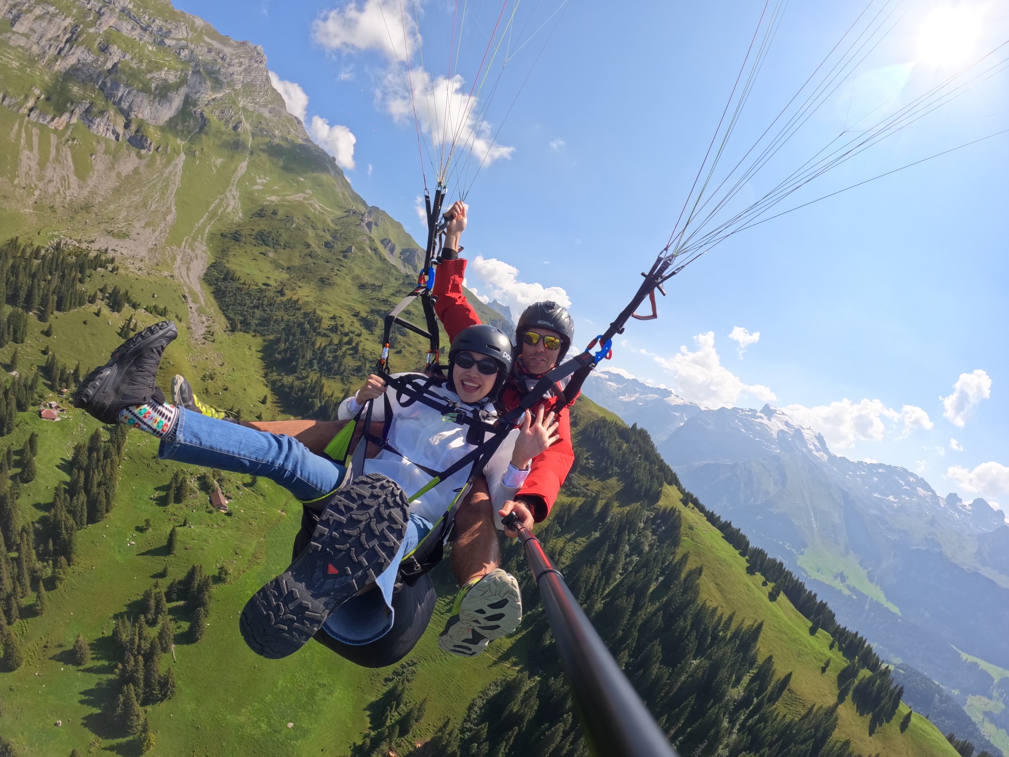 米倫 - 勞特布魯嫩雙人滑翔傘飛行 (Paragliding Tandem Flight Mürren - Lauterbrunnen)