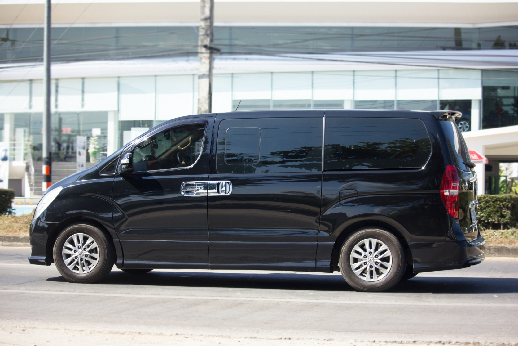 6-Day Tour To Marrakech Via Chefchaouen & Desert From Casablanca