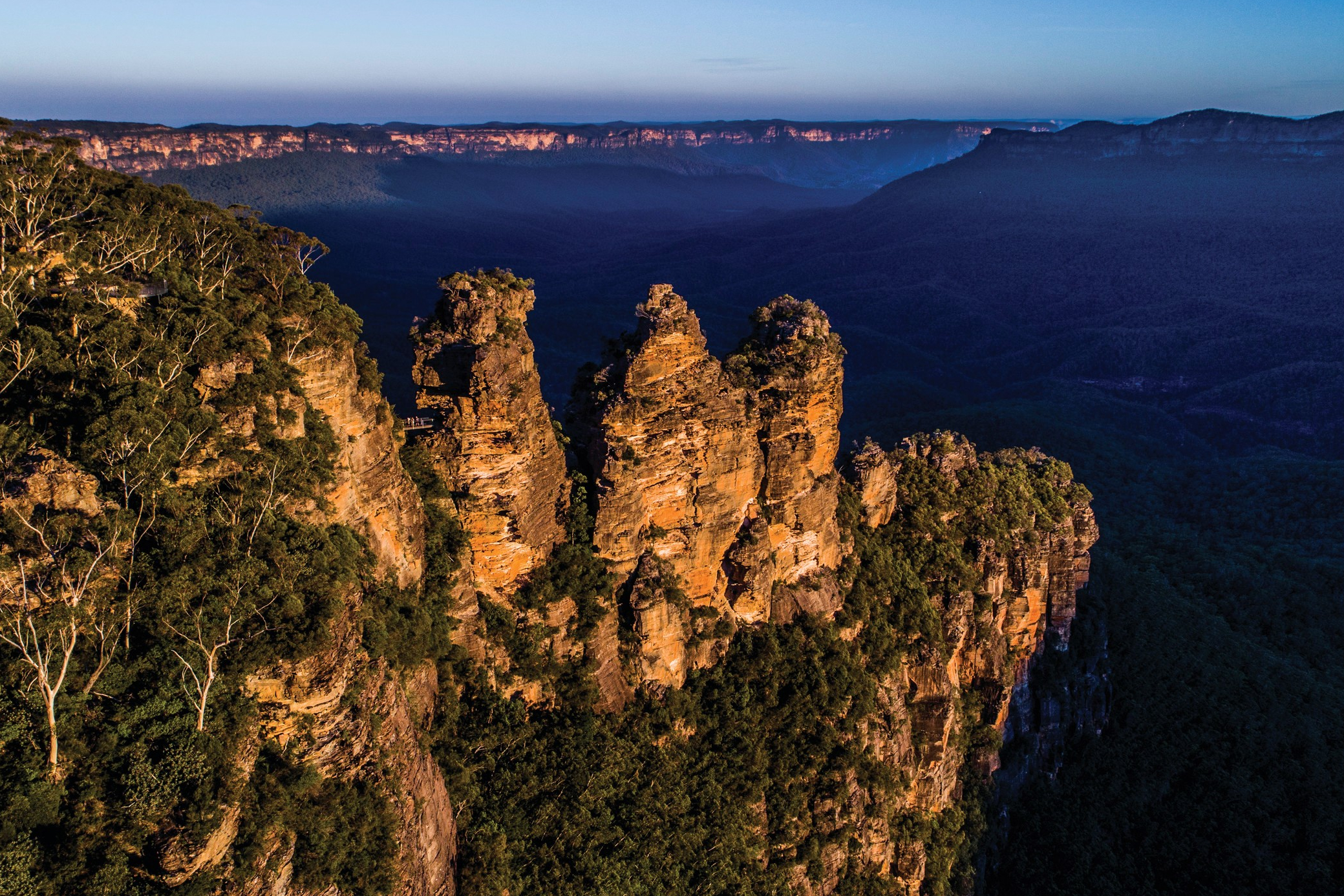 雪梨珍羅蘭鐘乳石洞（Jenolan Caves）& 藍山私人遊