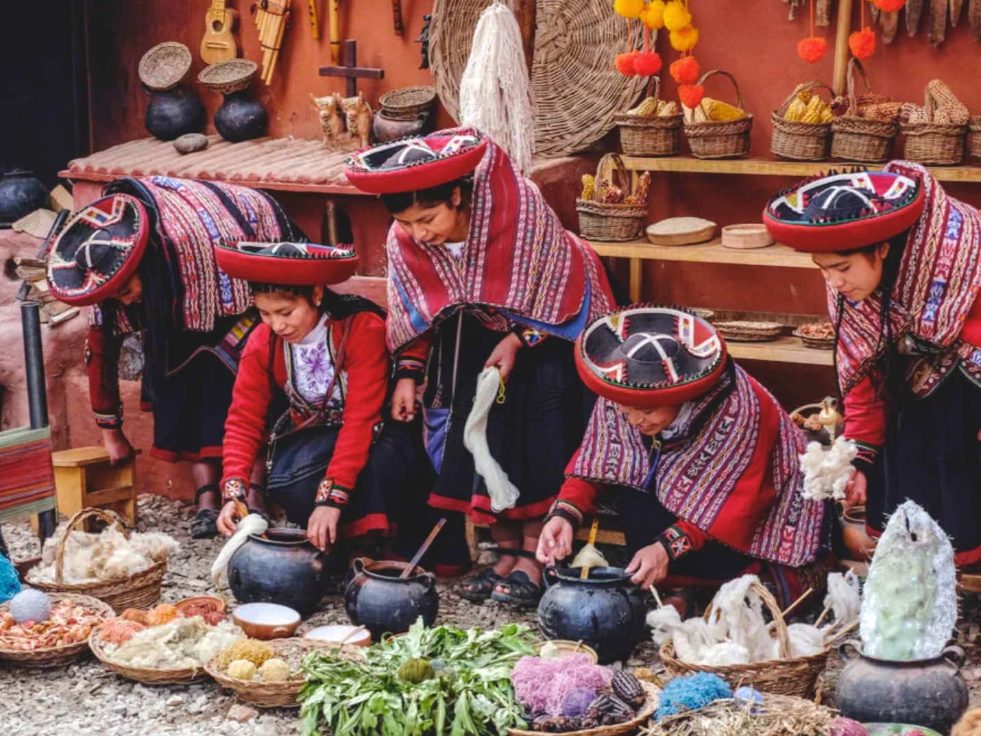 Cusco Sacred Valley & Maras Salt Mines Full-Day Tour