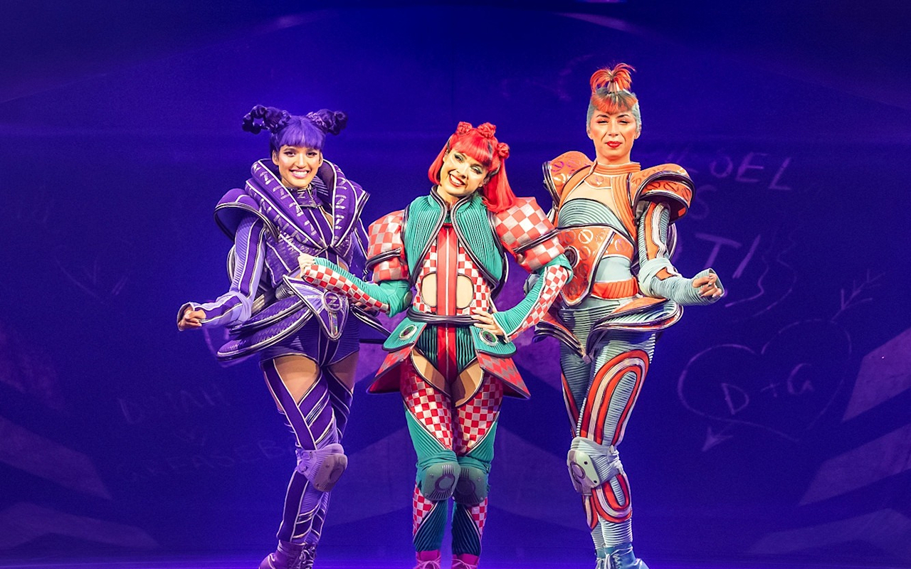 Experiencing the electrifying energy of this incredible roller disco performance