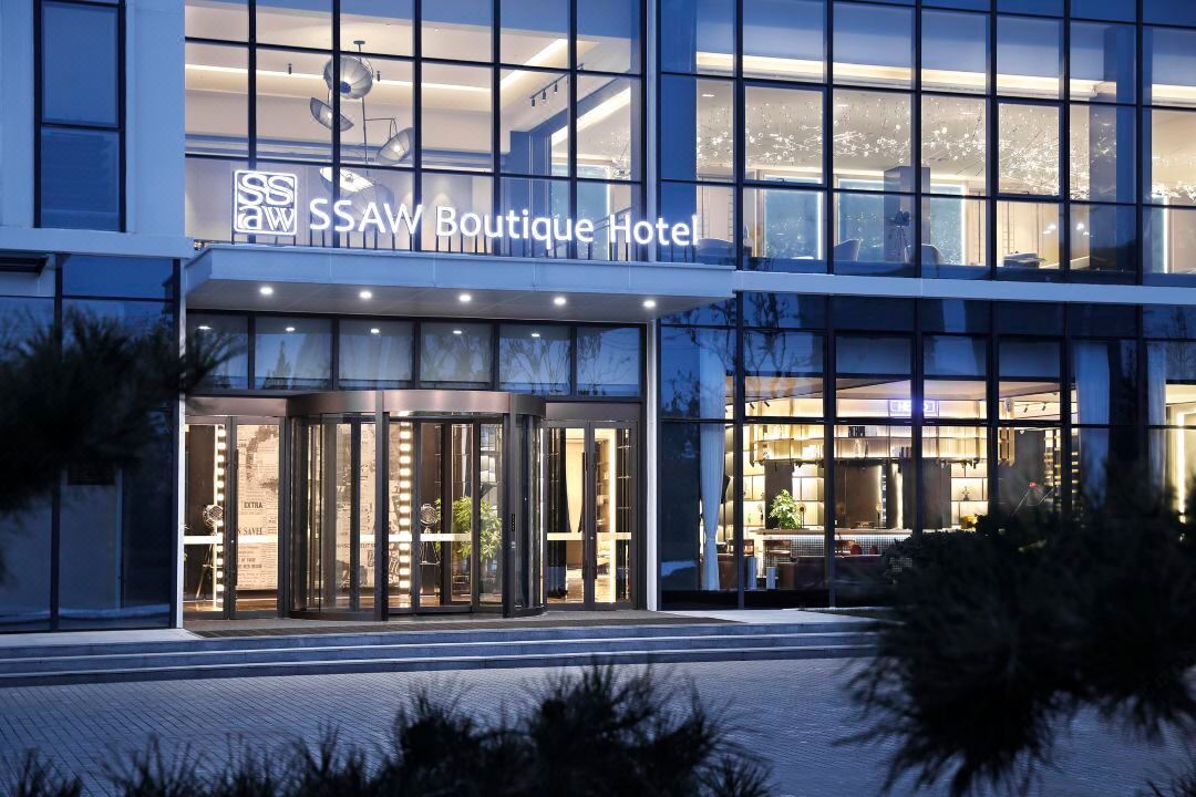 Qingdao Dongfang Yingdu Chuangzhi Junting Hotel