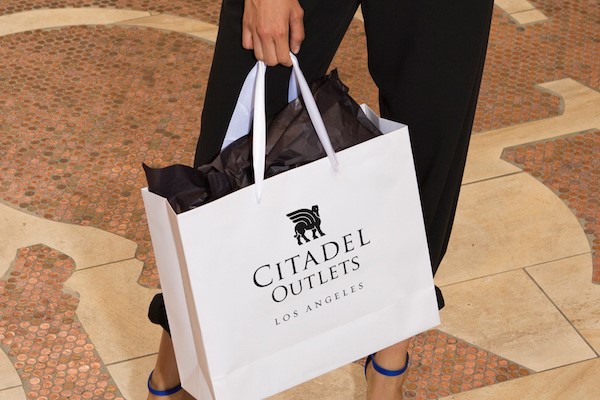 Transfer from Hotels to Citadel Outlets and LAX Airport Drop-Off