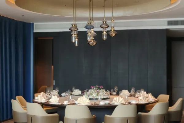 Hotel restaurant environment display map