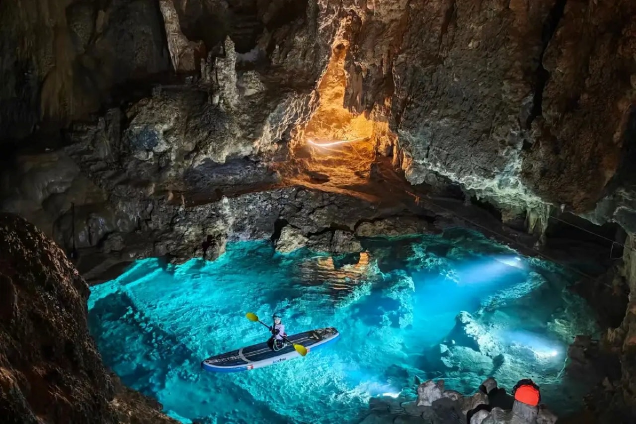 Flying Dragon Cave Exploration Base