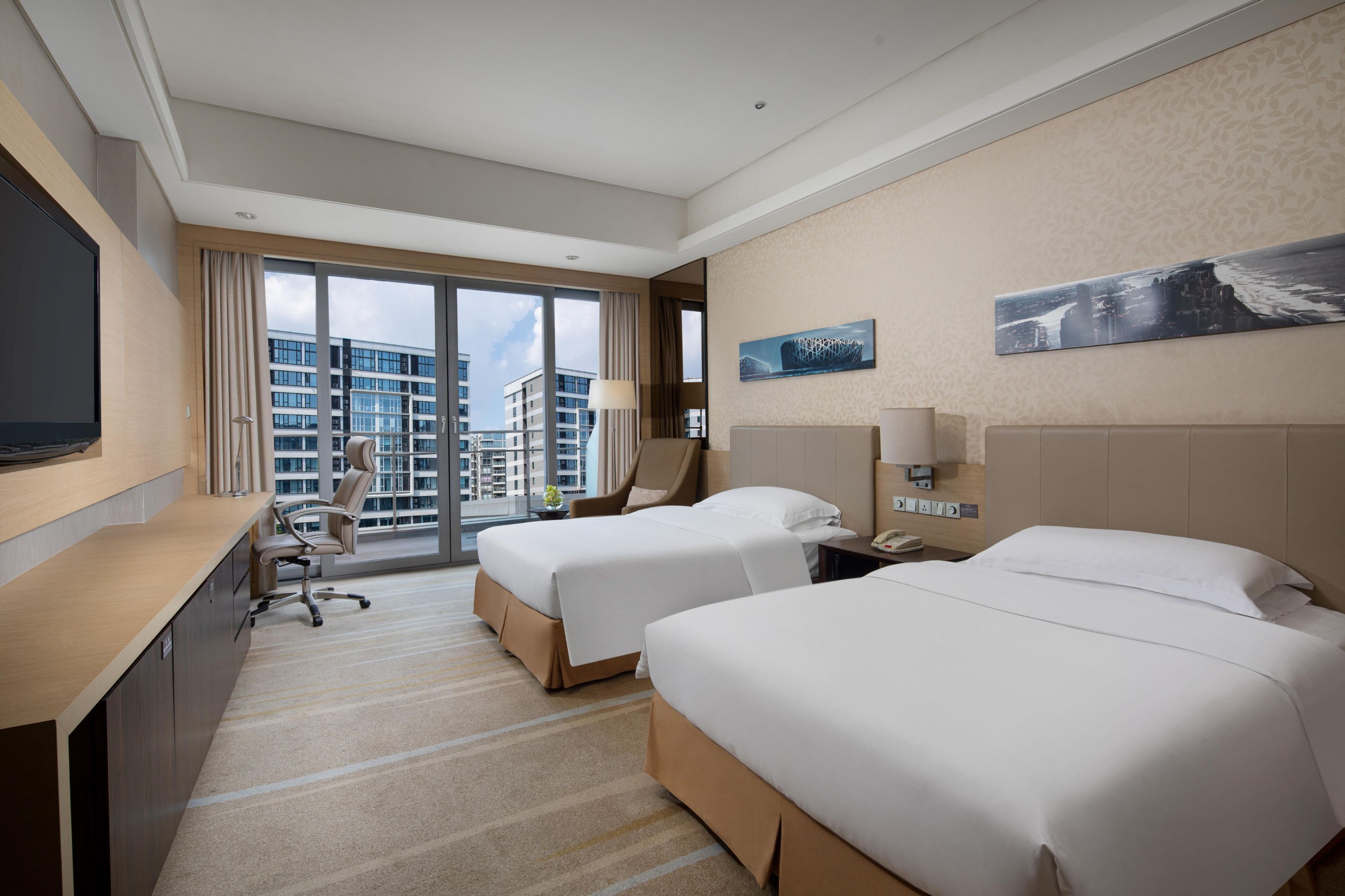 CROWNE PLAZA