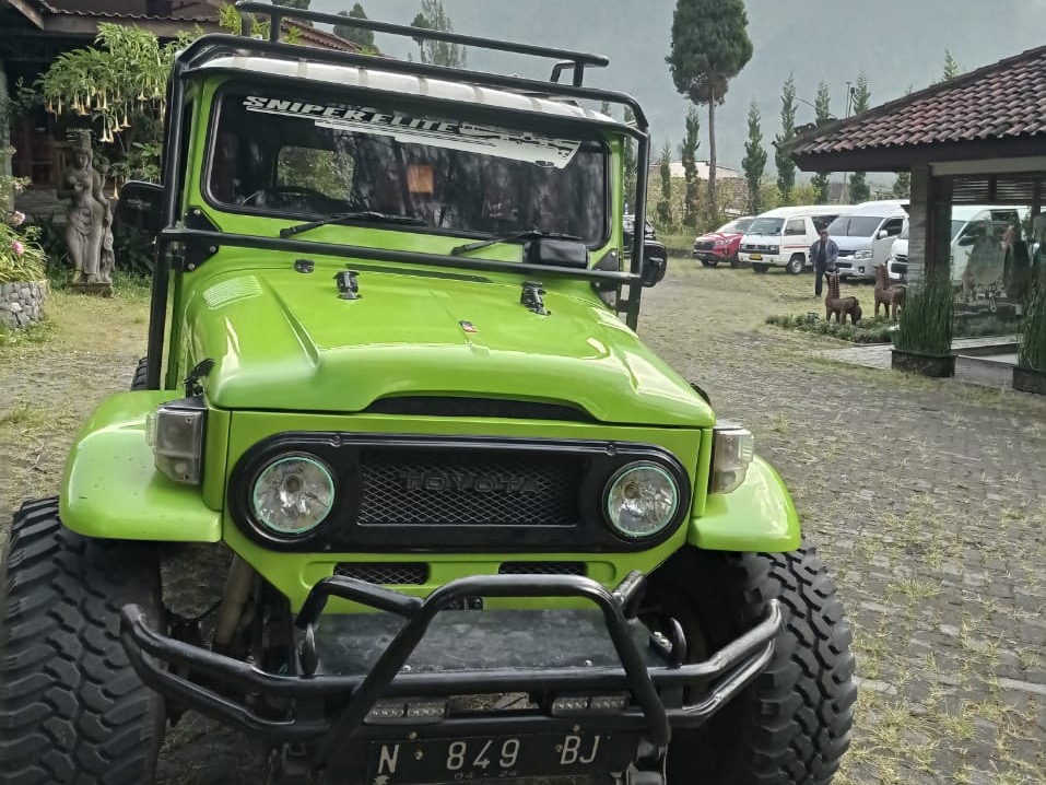 jeep mount bromo