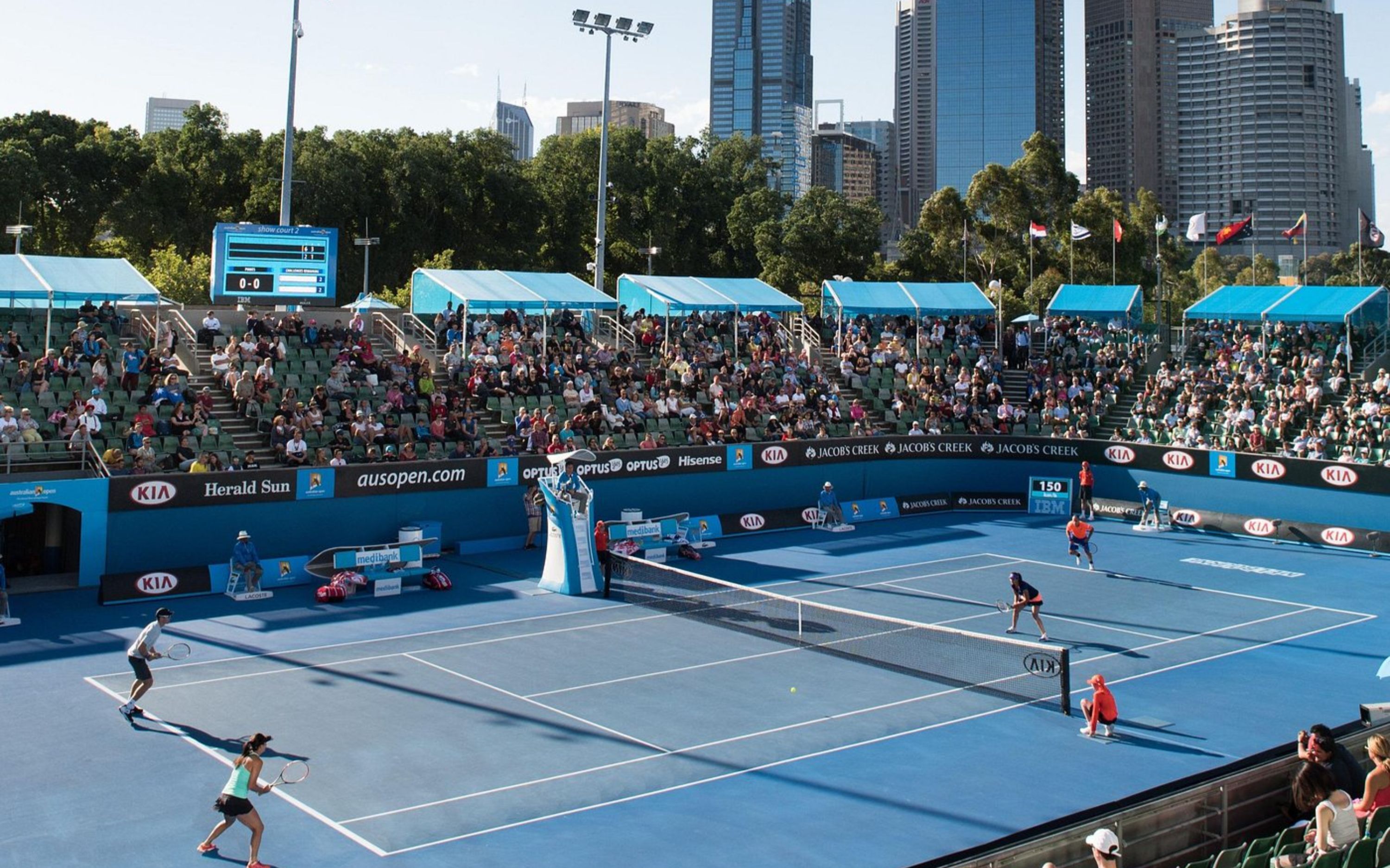 在墨爾本公園親身體驗網球運動，感受冠軍風采