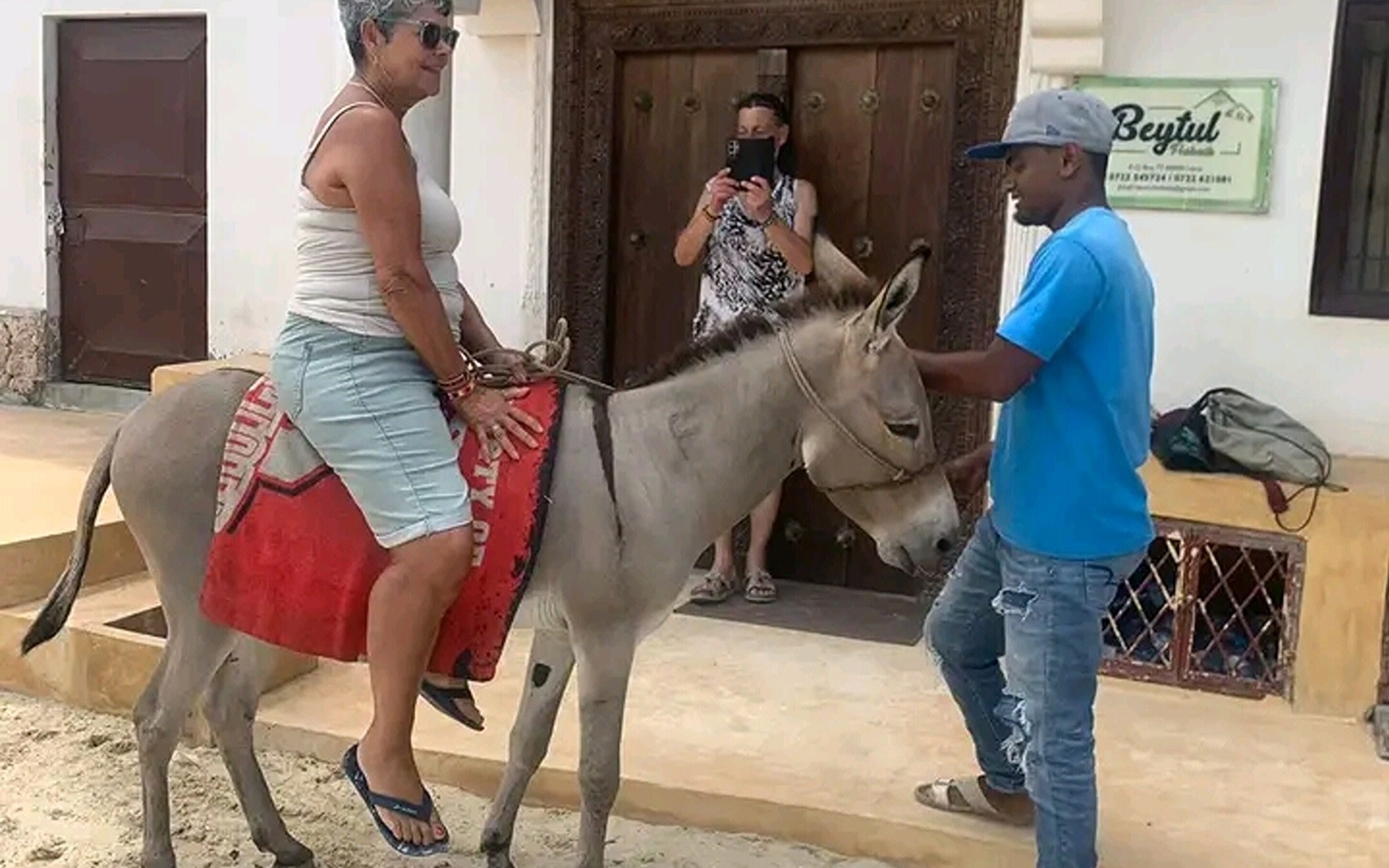 Lamu Town City Sightseeing Guided Tour Experience.