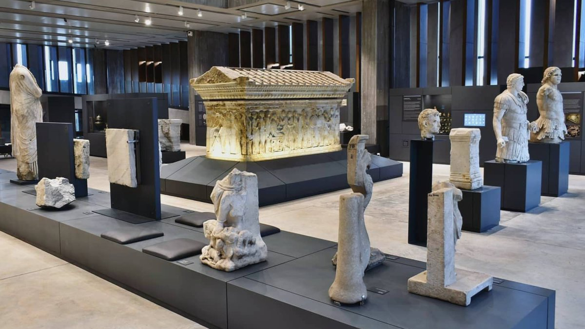 Ancient City of Troy and Troy Museum tour from Canakkale