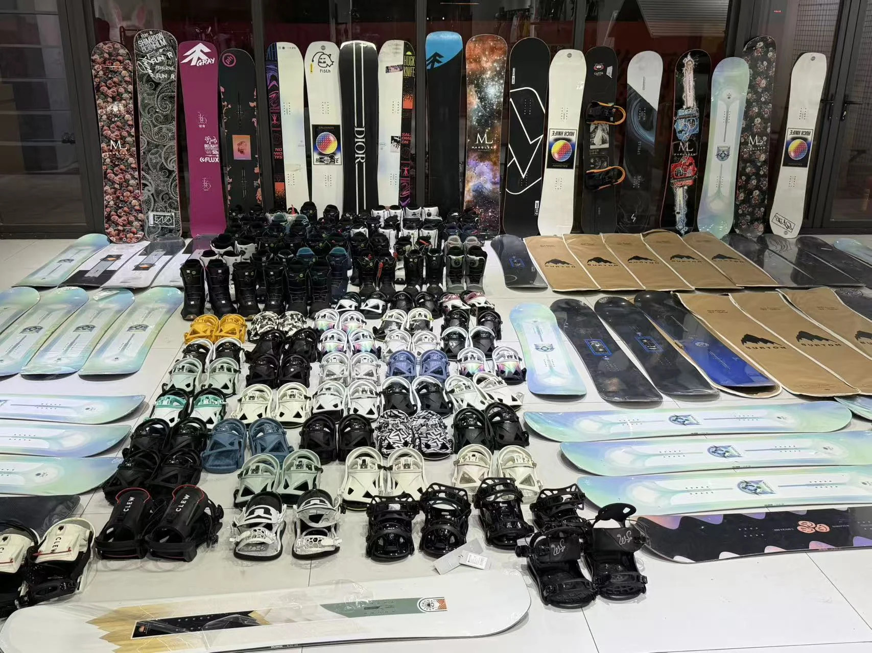 Huafa Ice and Snow Miracle Snow66 Ski Equipment Rental & Ski Instructor Services