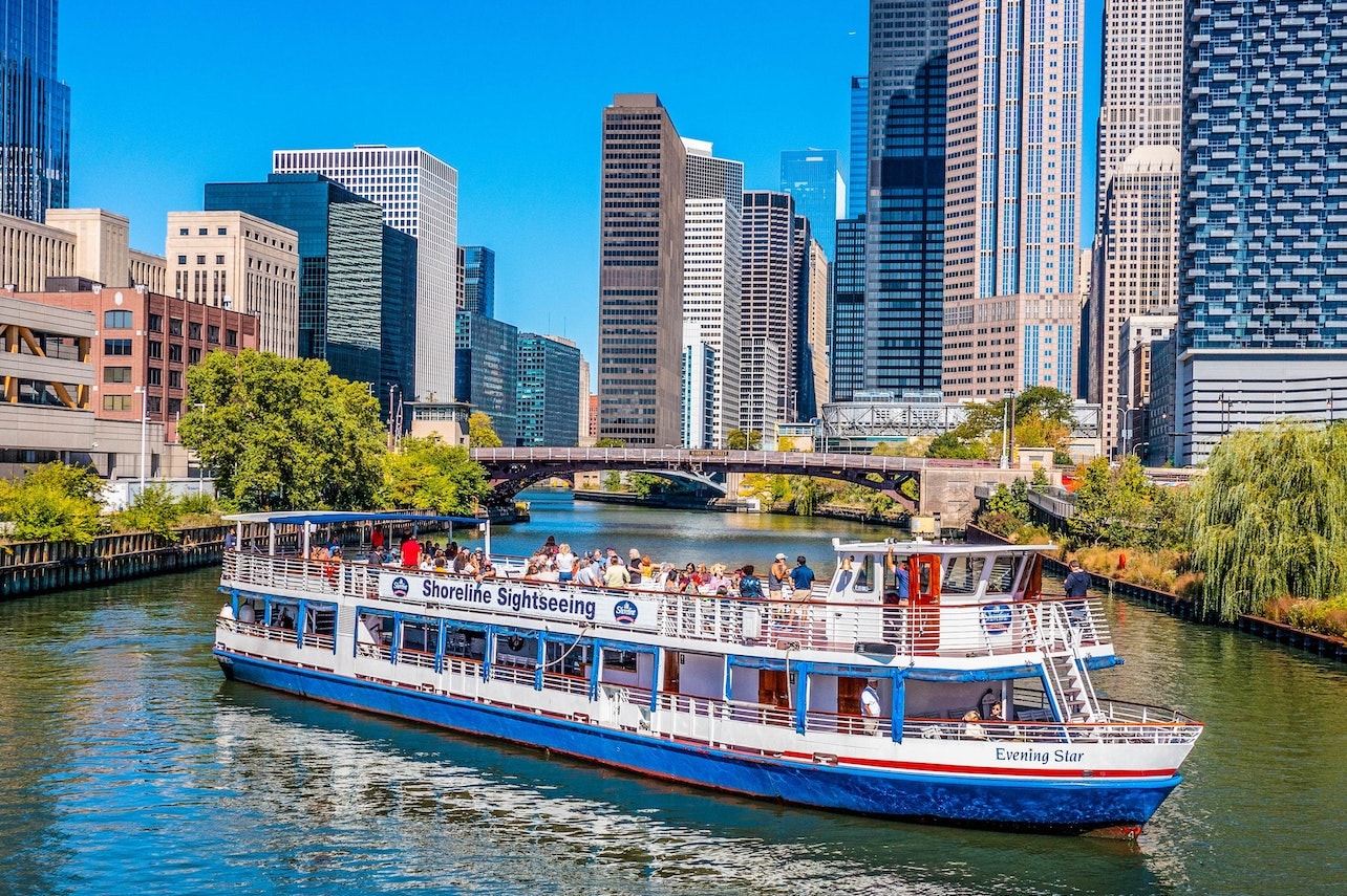 免排隊建築河遊船之旅- 探索芝加哥建築美景的最佳選擇| funBooky