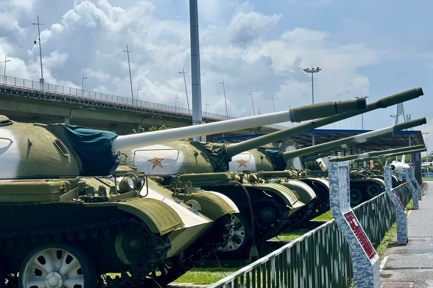 每一件裝備都是勳章,每一段故事都熱血滾燙 每一件裝備都是勳章,每一段故事都熱血滾燙