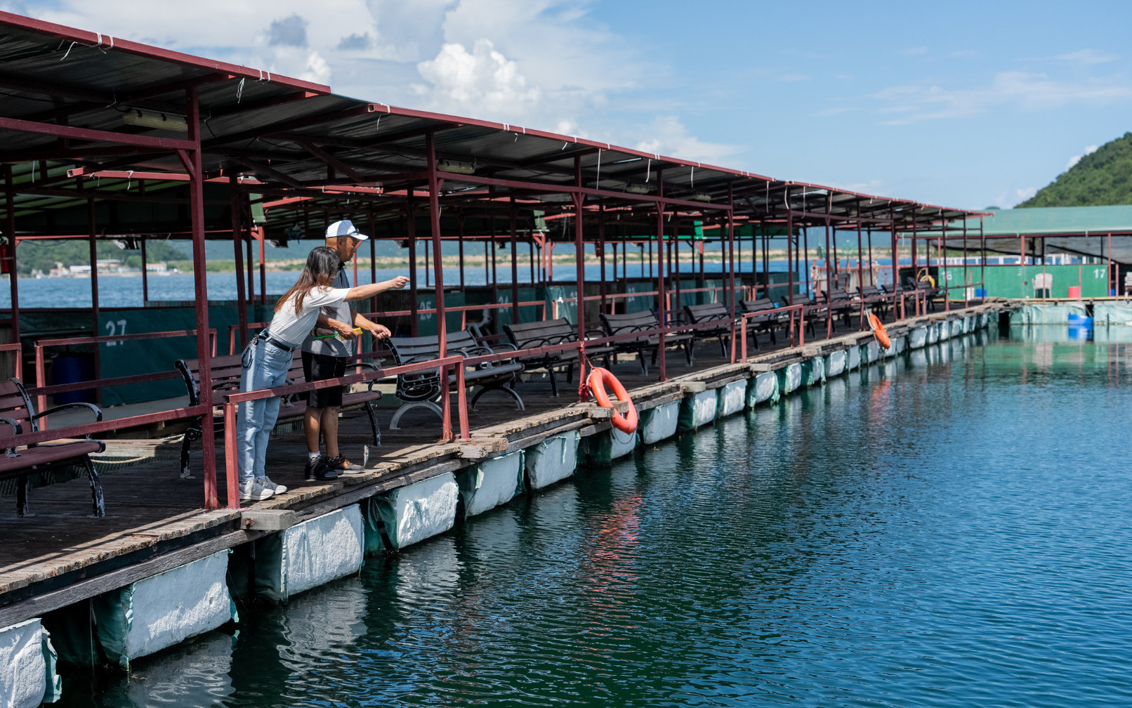 Sham Chung & Tai Po Fish Rafts Eco Discovery Tour