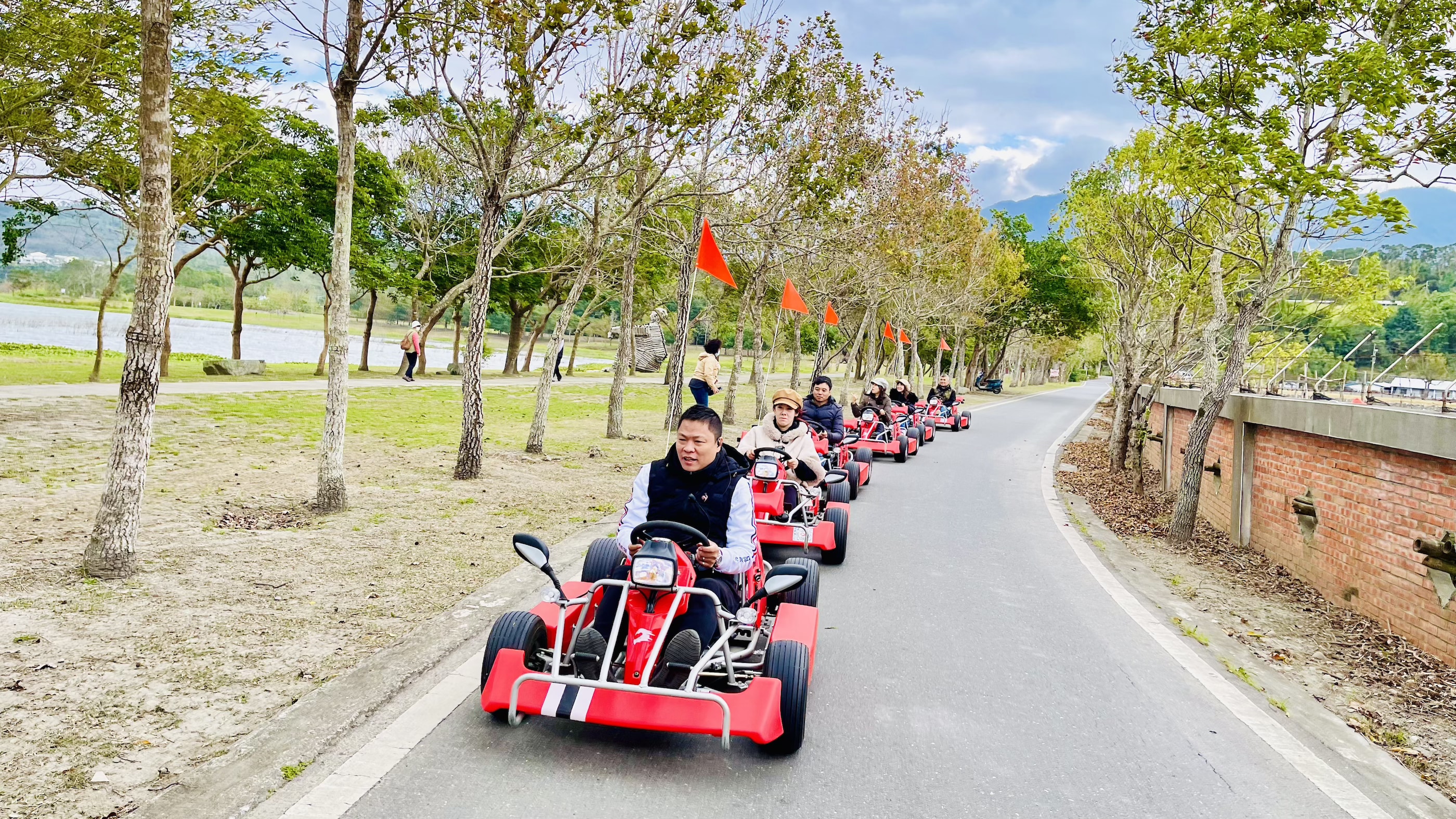 Taitung: "Hi-Ka" Micro-Electric Vehicle Light Guided Tour
