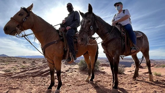 Horseshoe Bend Trail Ride at Page