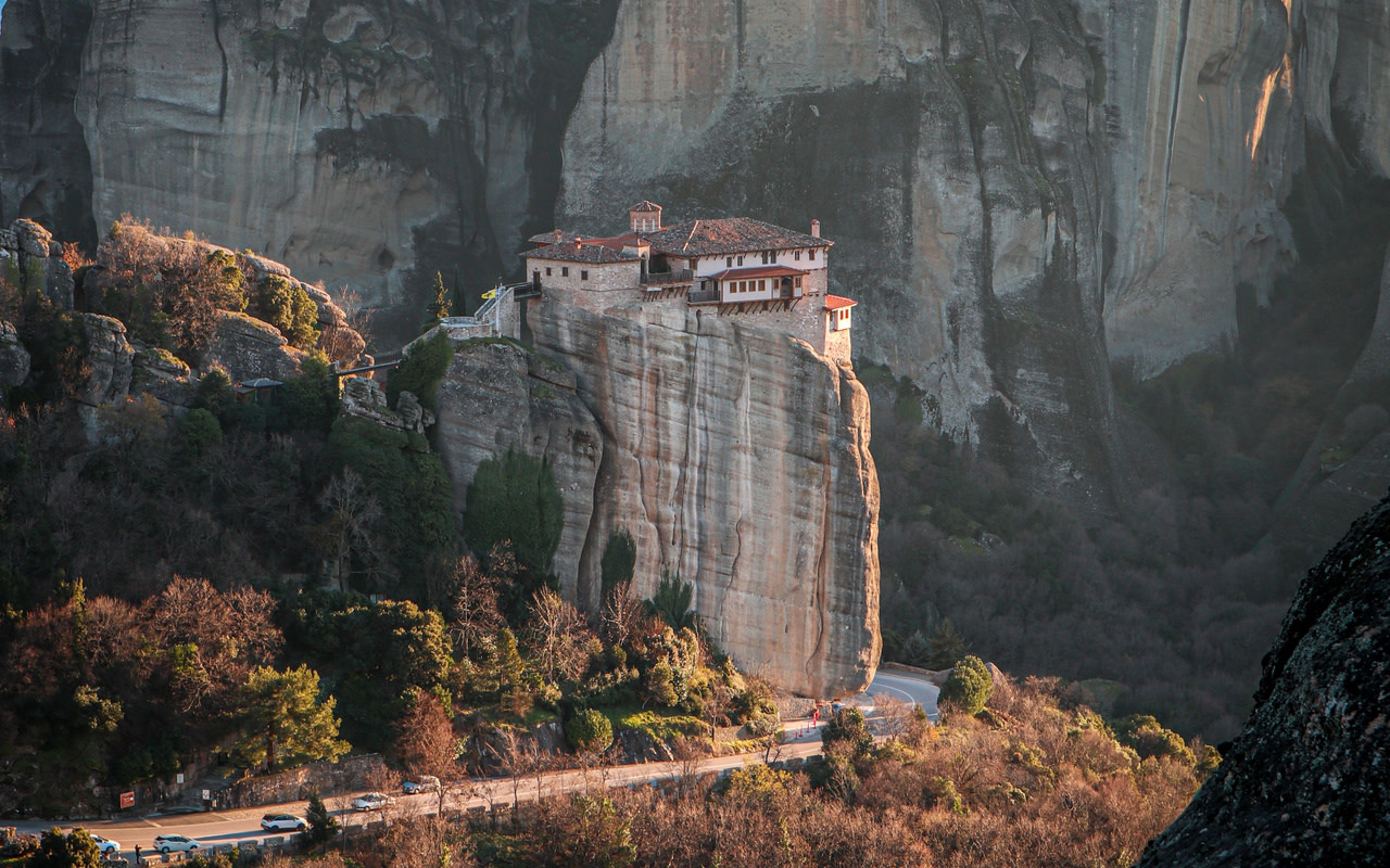 Meteora Monasteries Full-Day Small Group Tour