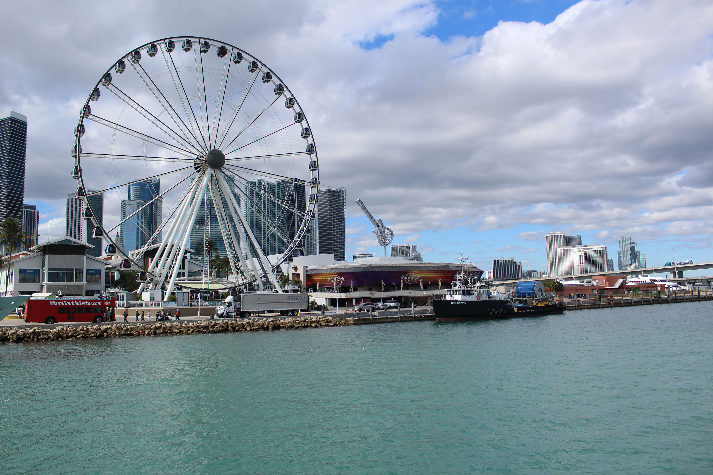 Miami Safari: All-in-1 Tour, Bus, Boat and Walking Best Discovery