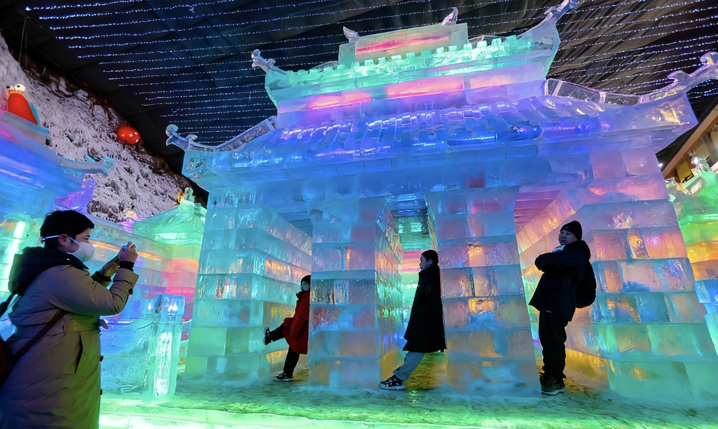  [Winter Only] Beijing Longqing Gorge Ice  Private Day Tour