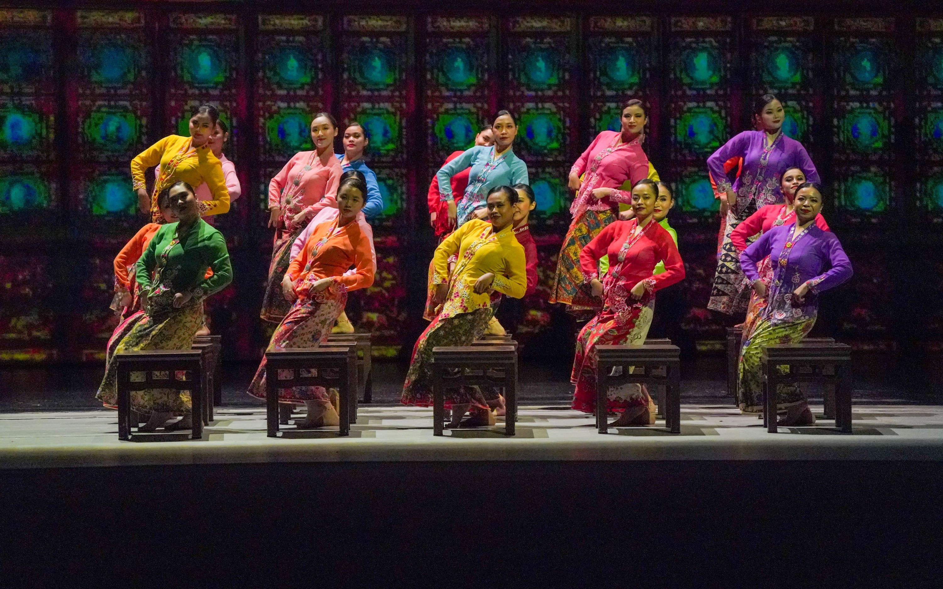 Melaka One-Day Tour with Theatre Show