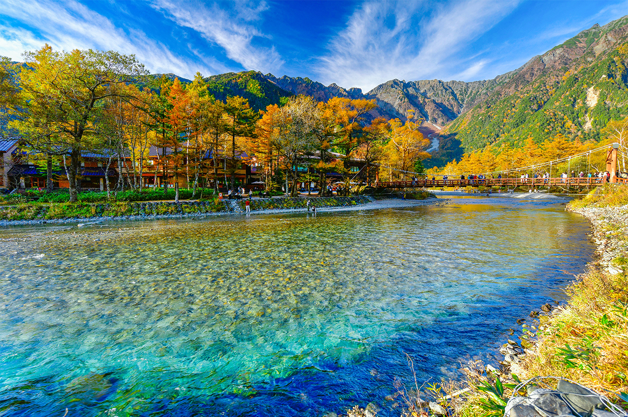 [One-day tour of Kamikochi in Nagoya] Encounter the scenery of Japan's "Jiuzhaigou", step on the Kappa Bridge, and overlook the mountains and the sacred pond
