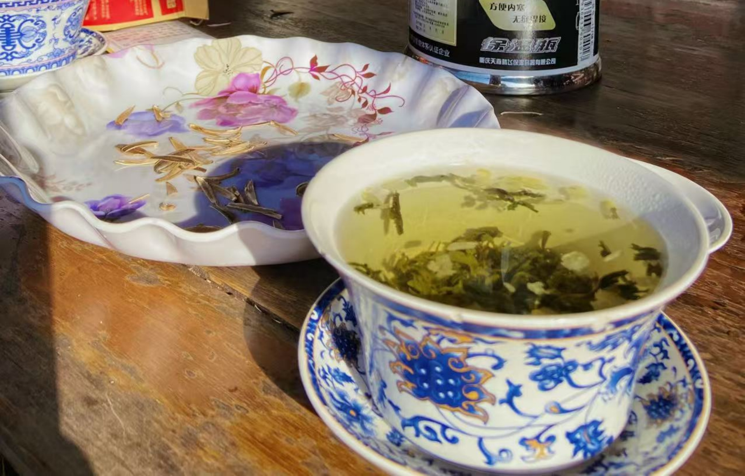 尋覓重慶江岸居民的遊船生活 ，享受一杯啤酒一碗茶的悠然自得（含餐含船票全程幫拍）-Eatwith
