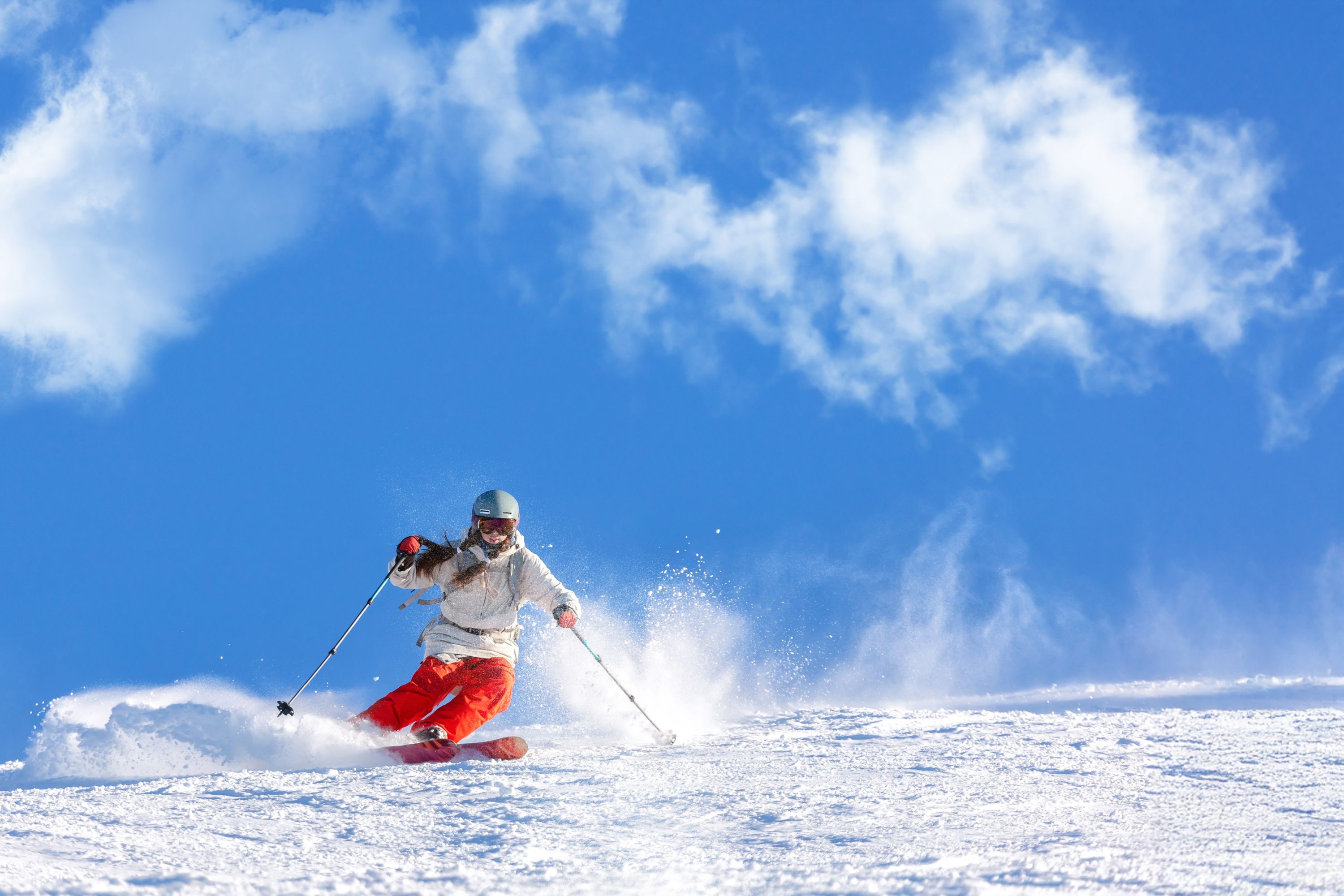 Elysian Ski & Snowboard 1-Day Tour (With Lunch 9:15AM Departure)