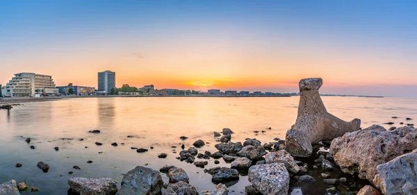 逃離都市，擁抱大海：布加勒斯特出發康斯坦察一日遊 – 尊享小團
