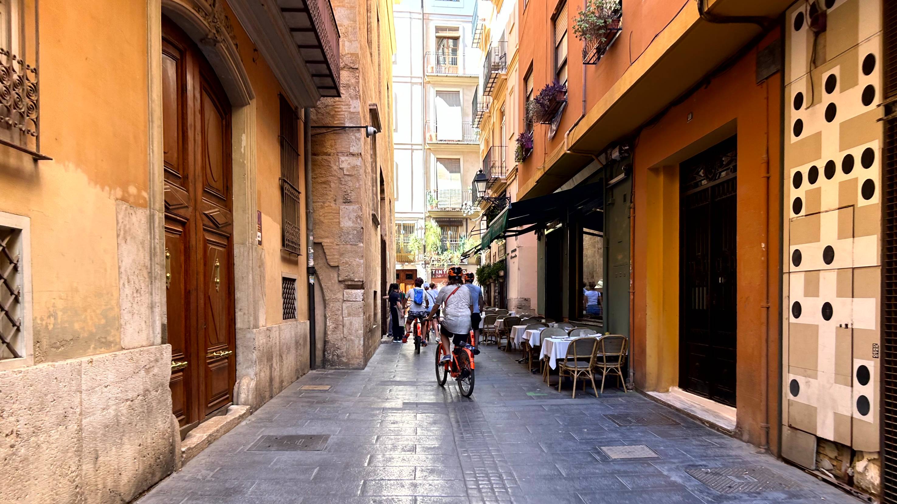 瓦倫西亞城市與歷史單車遊 (City and history bike tour in Valencia)