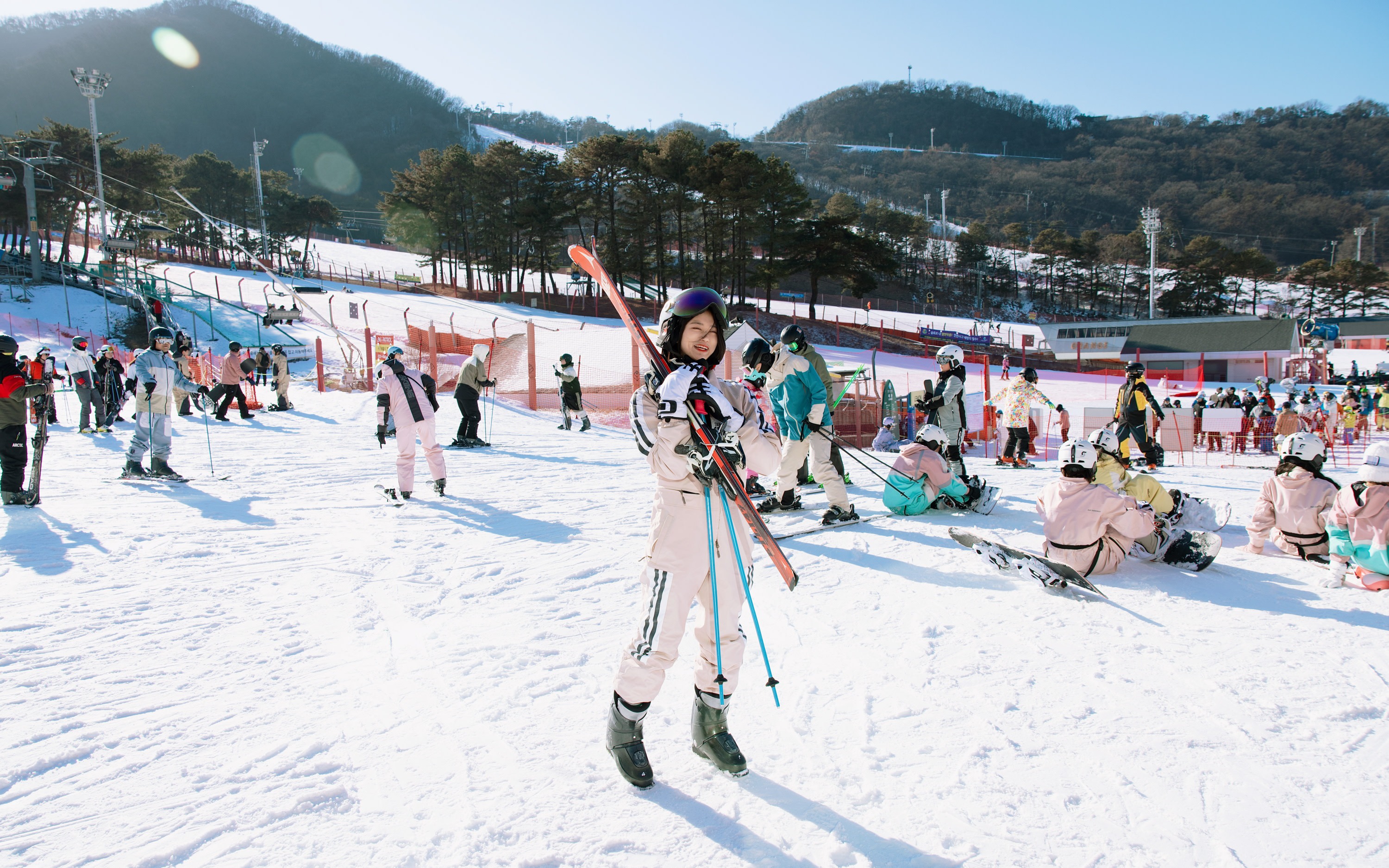 Seoul Jisan Forest Ski Resort Full-Day Small Group Ski Experience