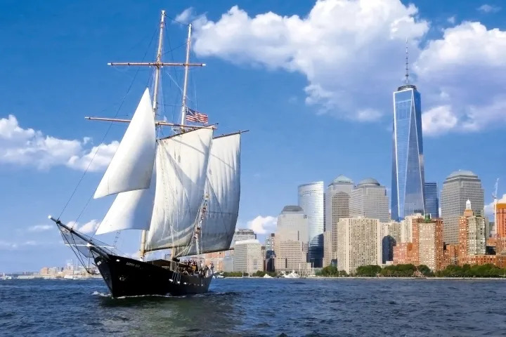 金色夕陽雞尾酒揚帆體驗之旅（Clipper City）