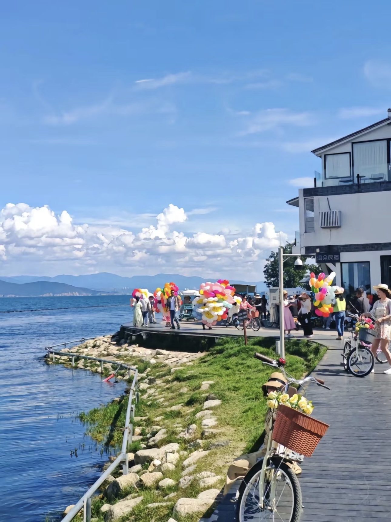 【櫻花季促銷-私享定製團】漫行雲南6日（2天慢玩瀘沽湖+玉龍雪山+藍月谷+白沙古鎮+洱海+沙溪古鎮+大理古城）