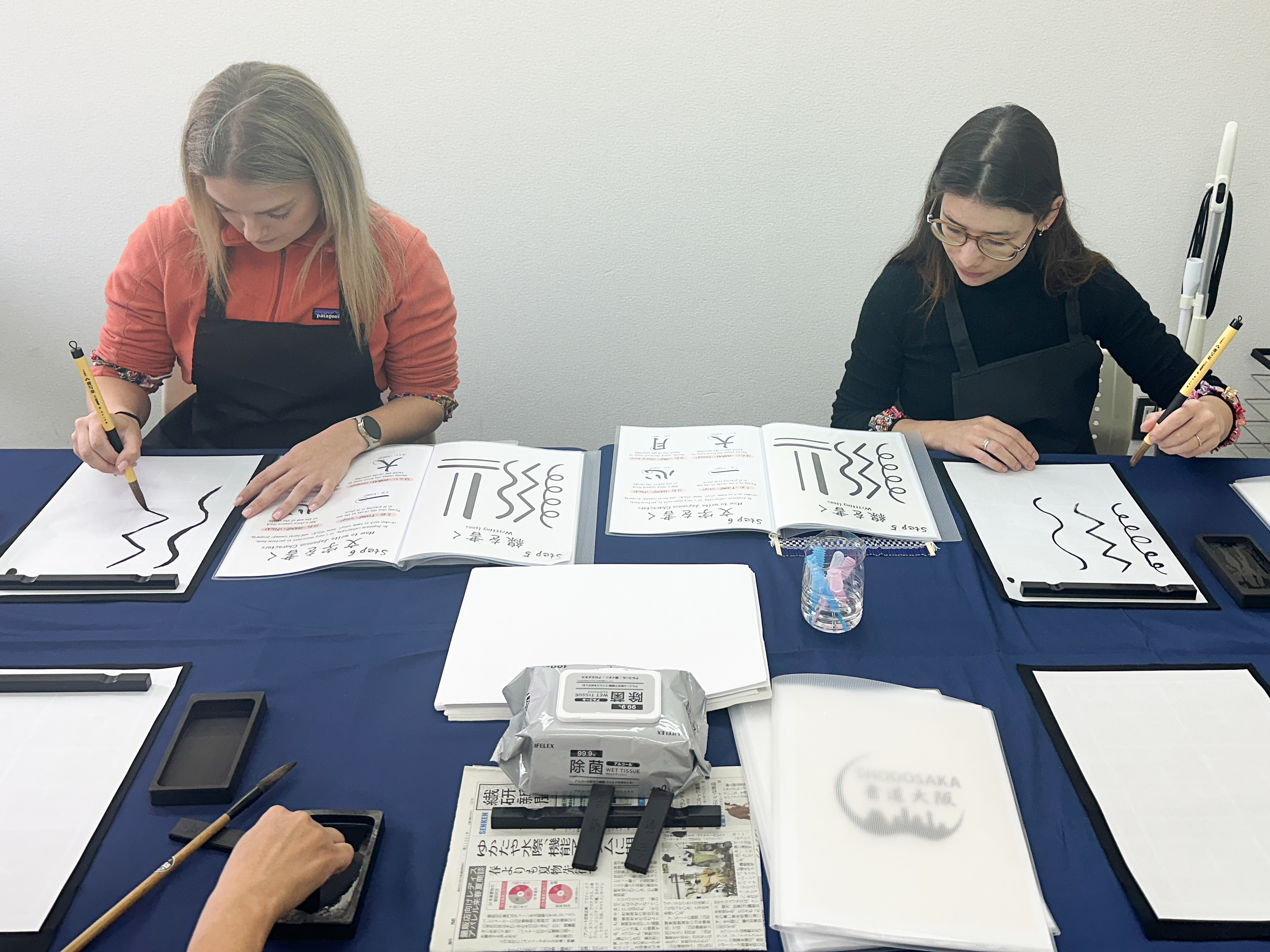 Osaka Japanese Calligraphy Workshop with Souvenir