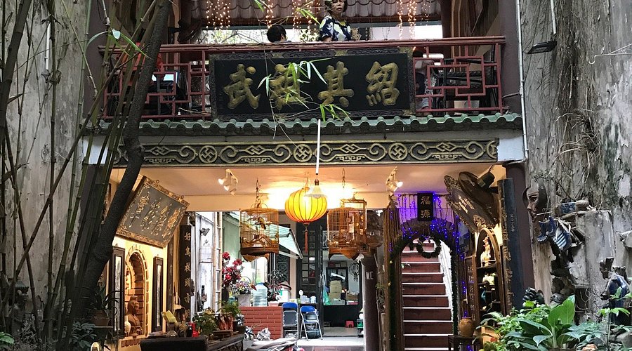 Hanoi: Michelin Guide Street Food Walking Tour 