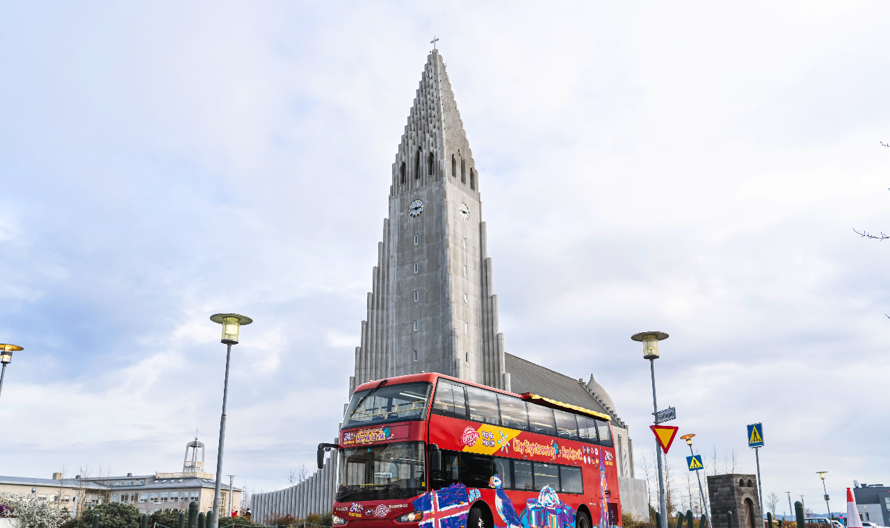 哈爾格林姆教堂是雷克雅維克極具代表性的地標,坐擁令人驚豔的景色。 哈爾格林姆教堂是雷克雅維克極具代表性的地標,坐擁令人驚豔的景色。