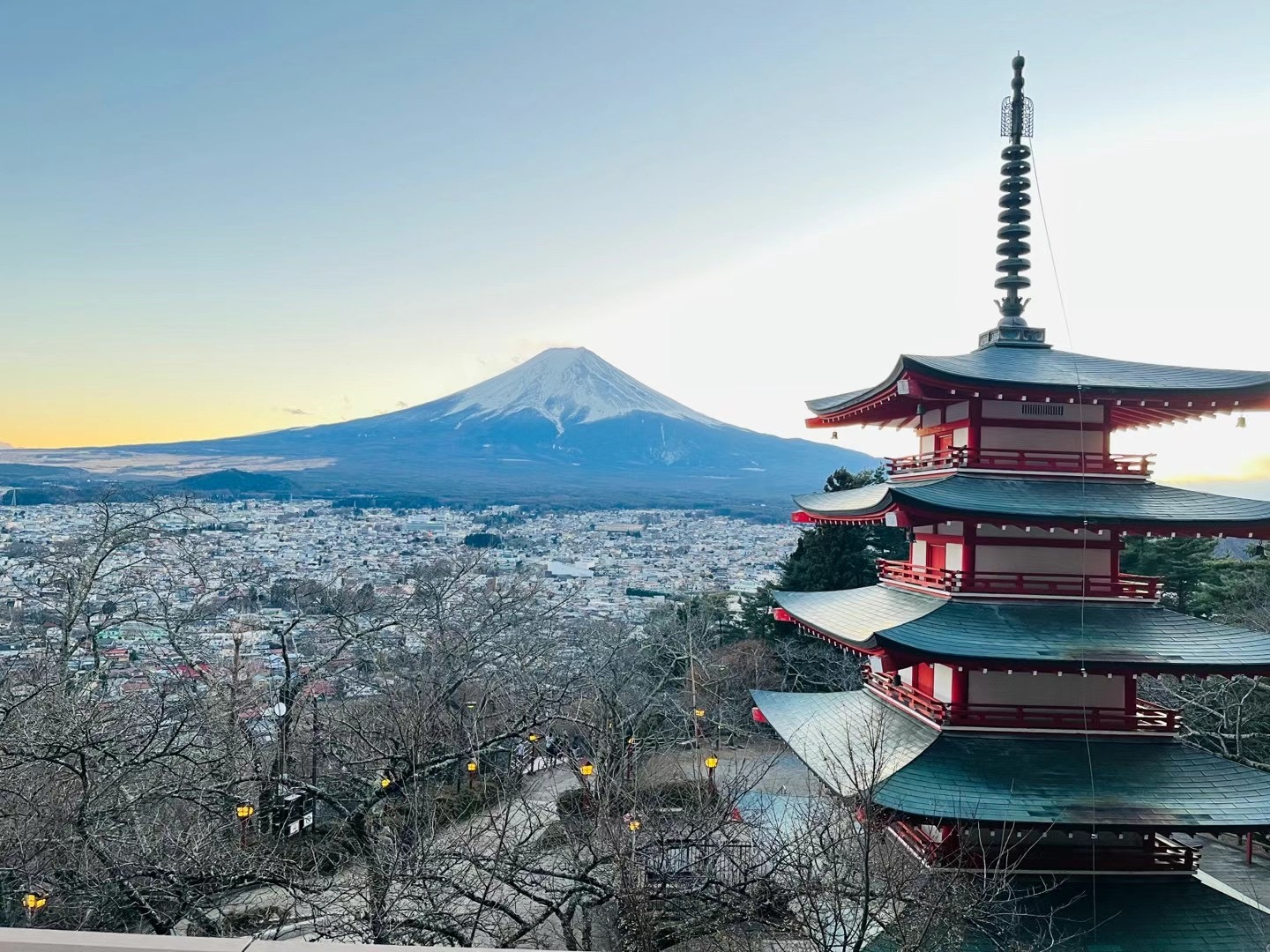 Two-Day Tour：Tokyo Car Rental with Driver to Tokyo City/Mount Fuji/Hakone/Kamakura/Yokohama/Nikko/Izu