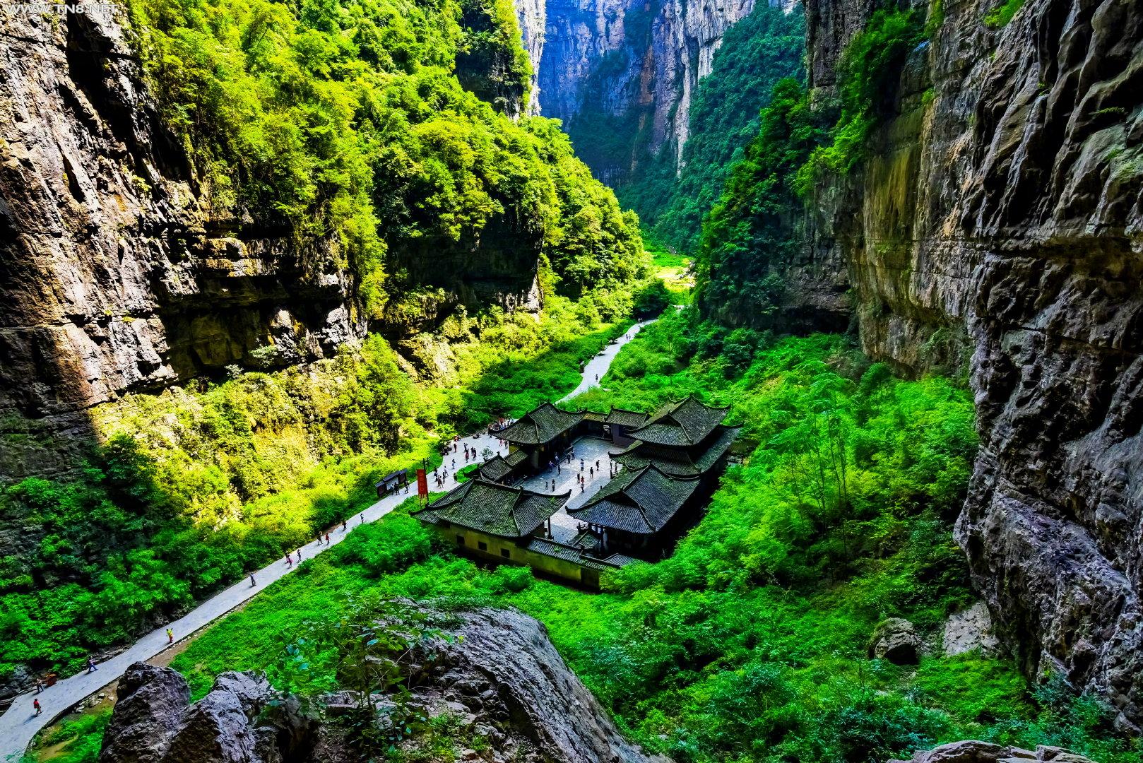 【私享定製團】重慶武隆中英文導遊私家團一日遊（天生三橋+龍水峽地縫/仙女山森林公園/芙蓉洞/816工程/白馬山天尺情緣）