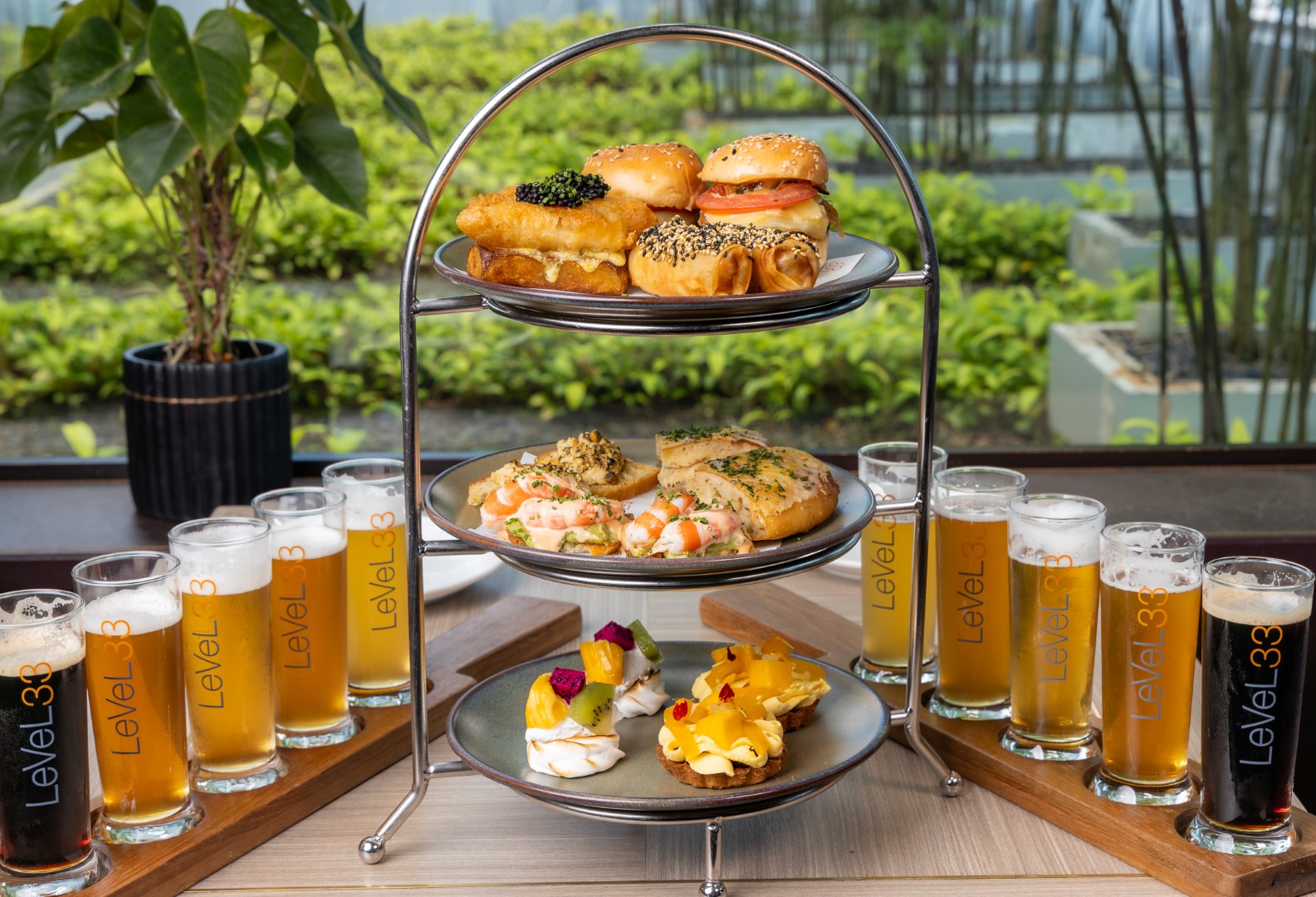 LeVeL33 Craft-Brewery Restaurant & Lounge in Singapore 