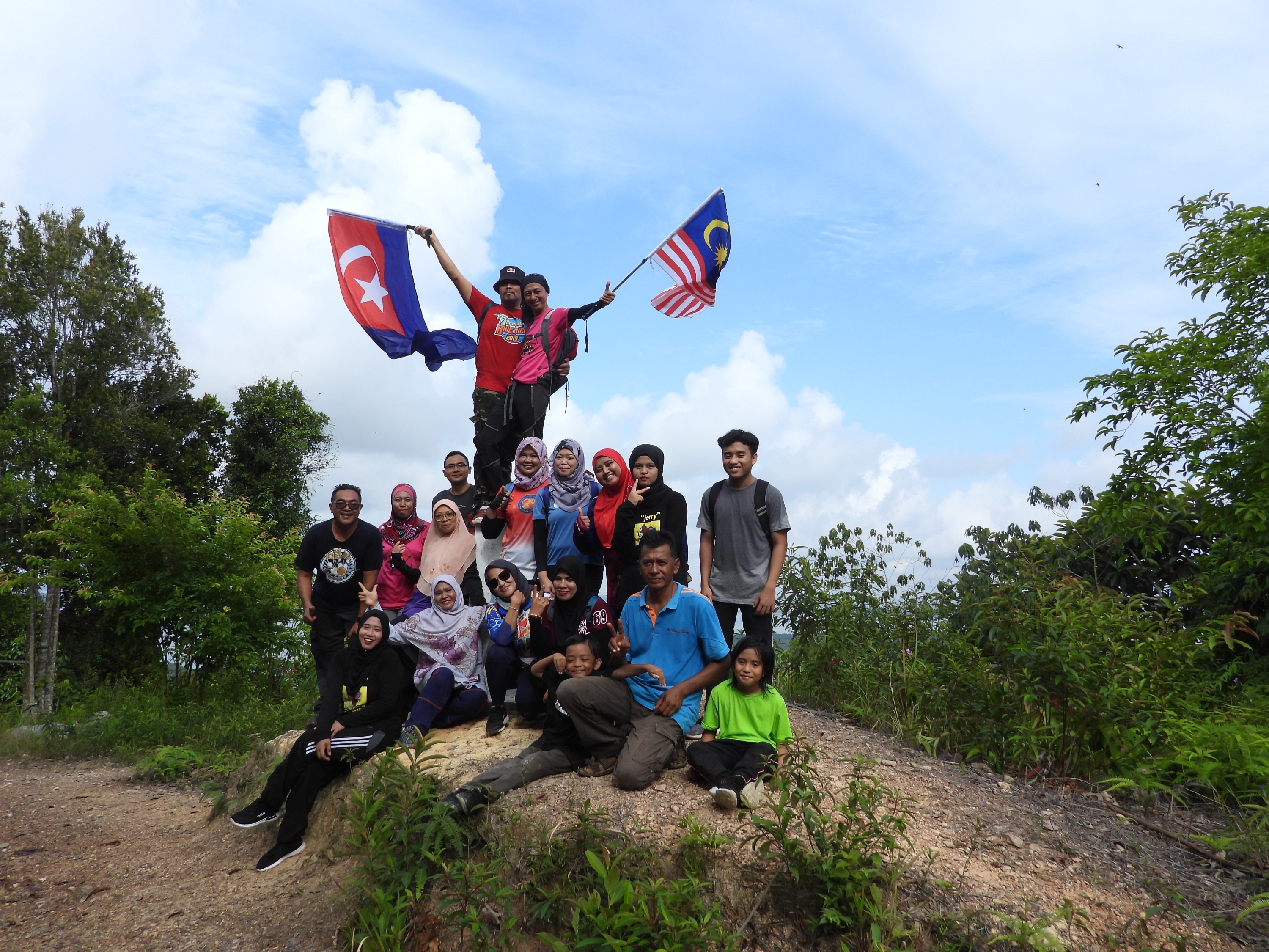 Belungkor Hill Hiking Experience with Transfers from Desaru Coast