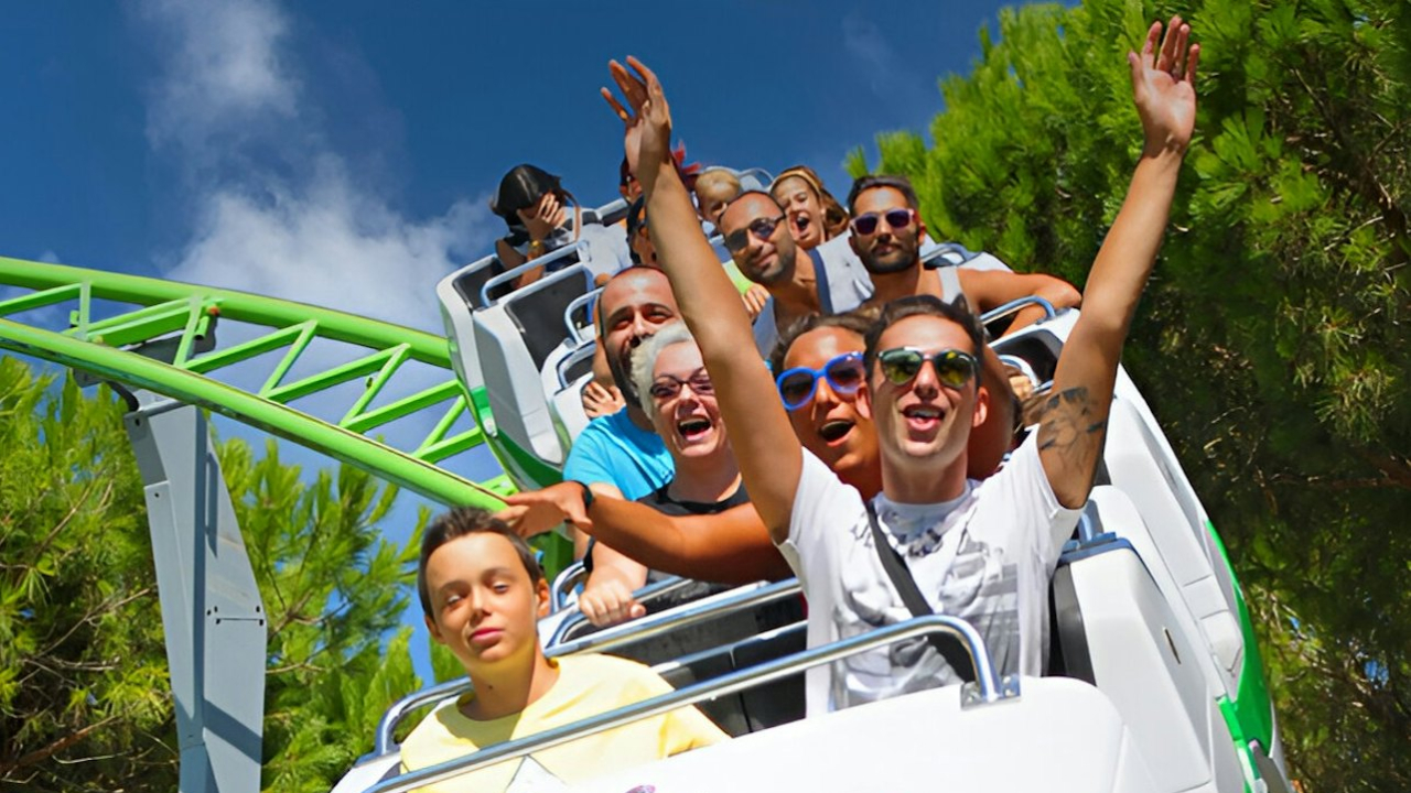 Rock’n Roll brings fast turns, fun music, and smiling faces everywhere
