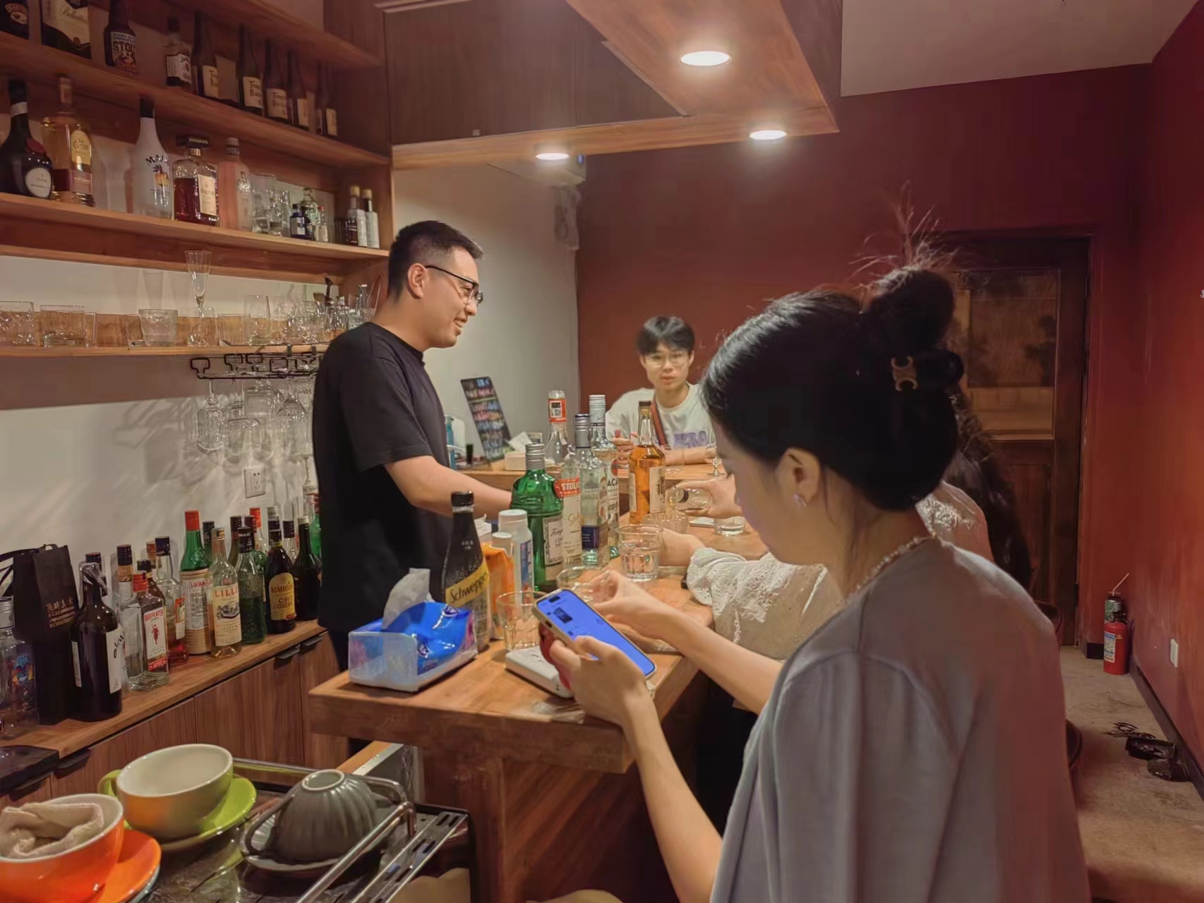 來永嘉路街邊小酒館學學調酒交交朋友 - Eatwith