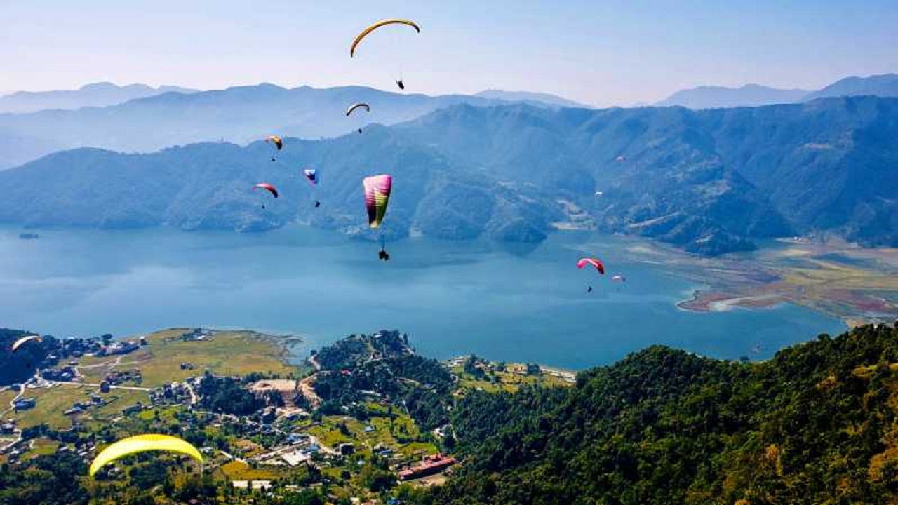 博卡拉山嶽博物館＆瀑布＆洞穴半日導覽之旅