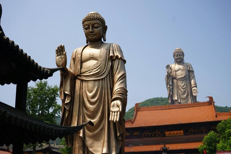 靈山大佛